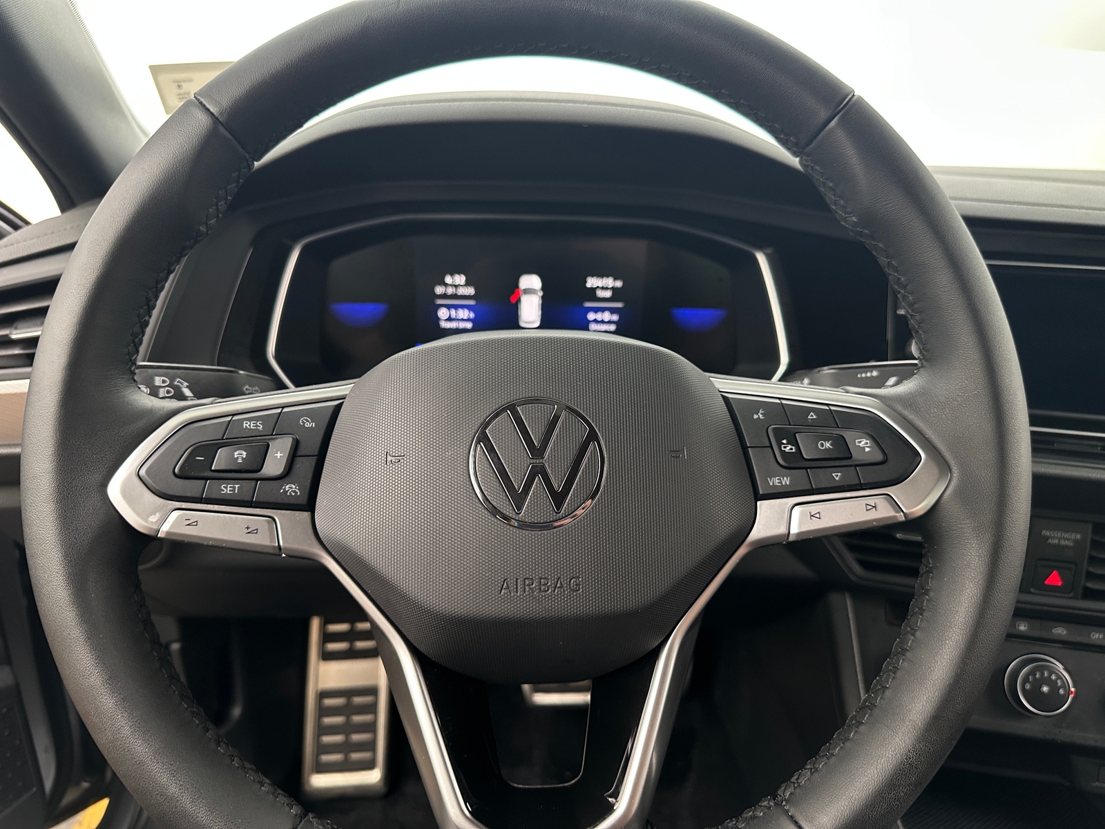 Thumbnail: 2024 Volkswagen Jetta - 5