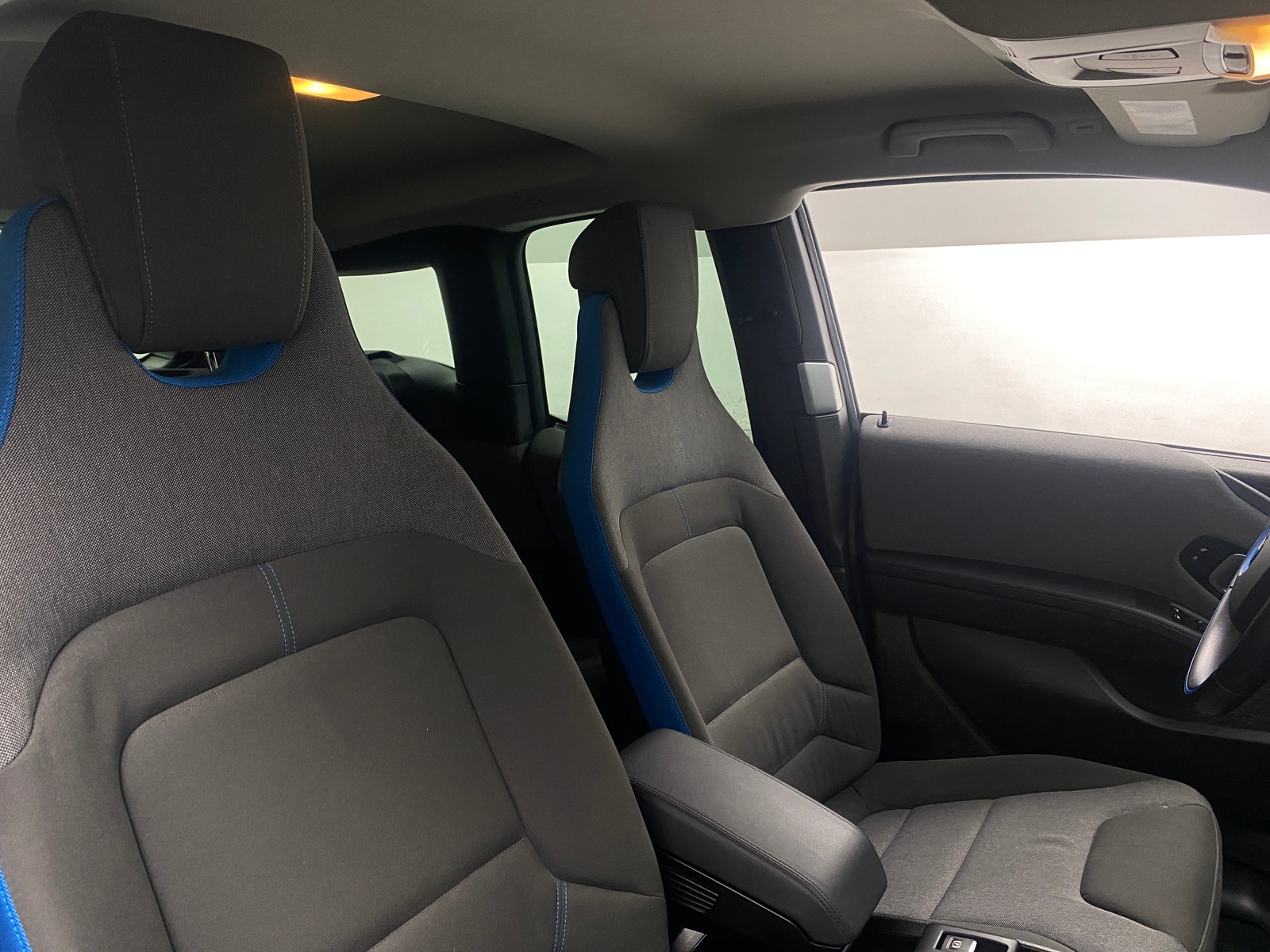 Thumbnail: 2017 BMW i3 - 2