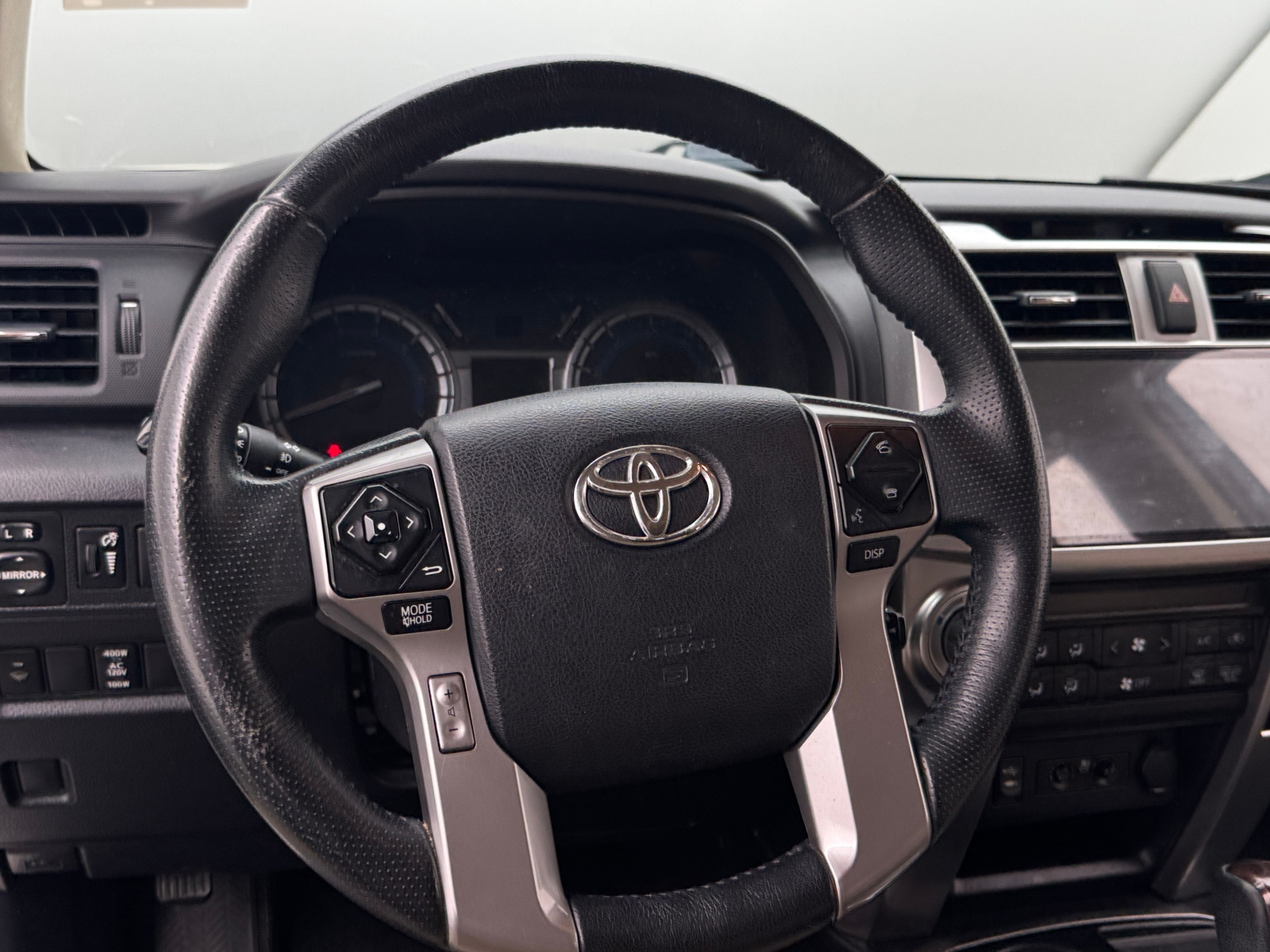 Thumbnail: 2014 Toyota 4Runner - 5