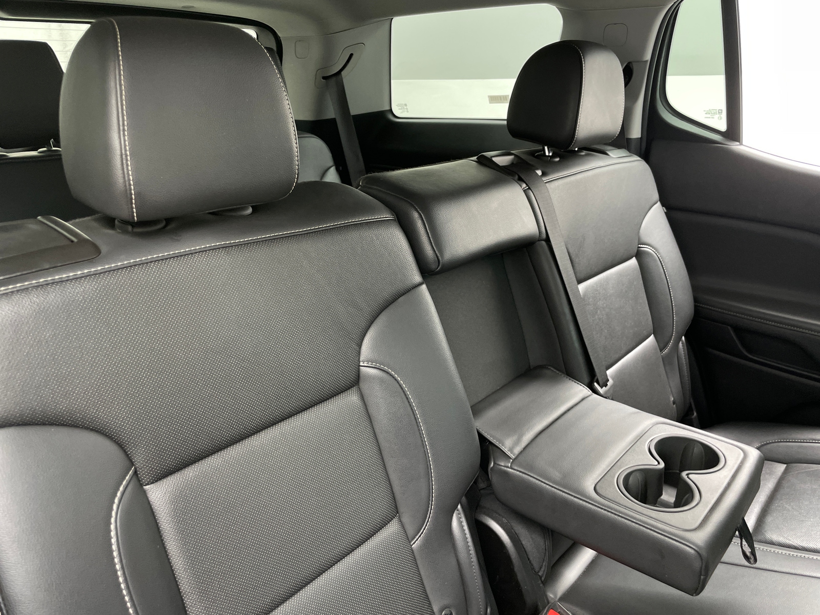 Thumbnail: 2023 GMC Acadia - 5