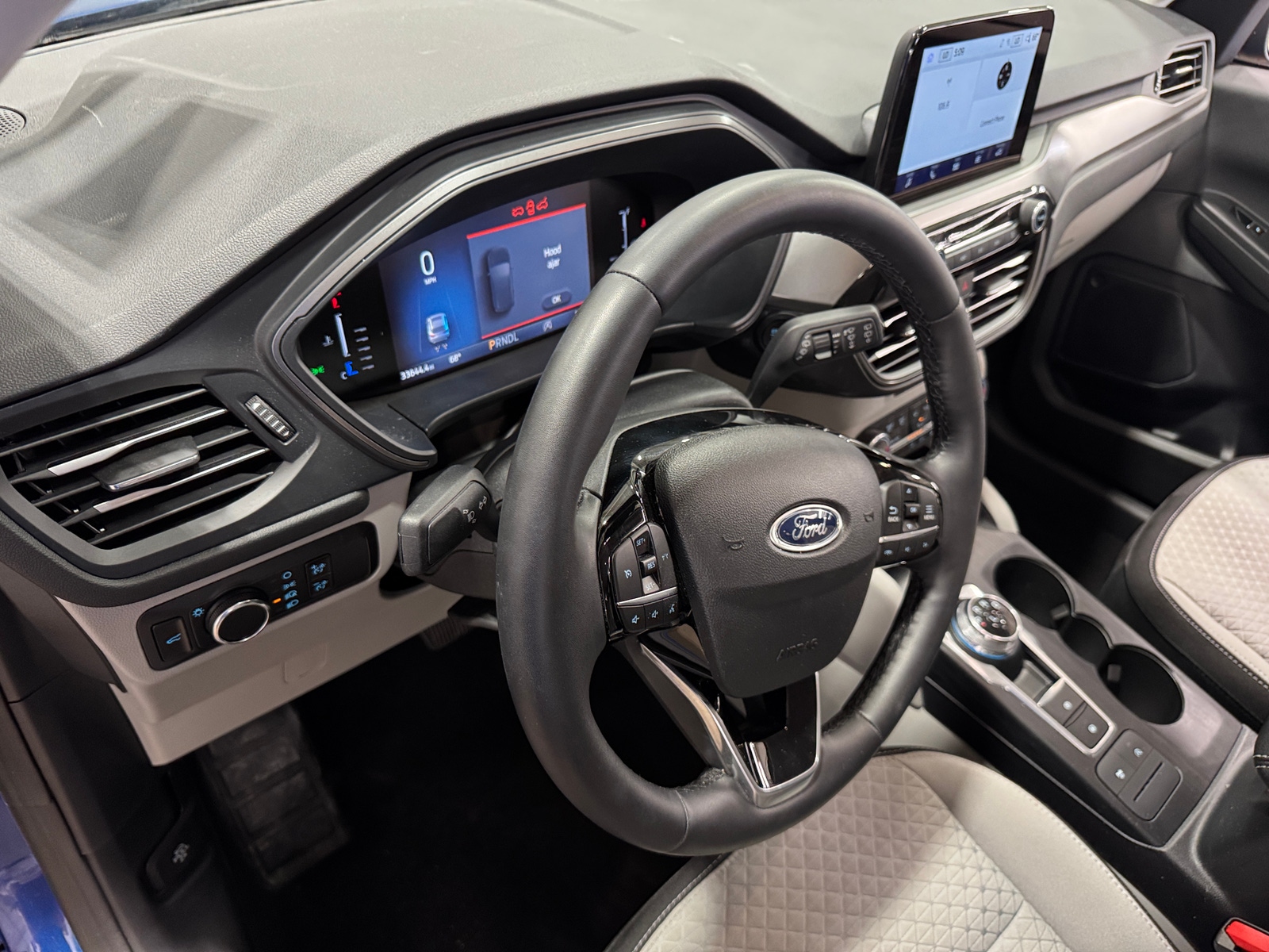 Thumbnail: 2023 Ford Escape - 3