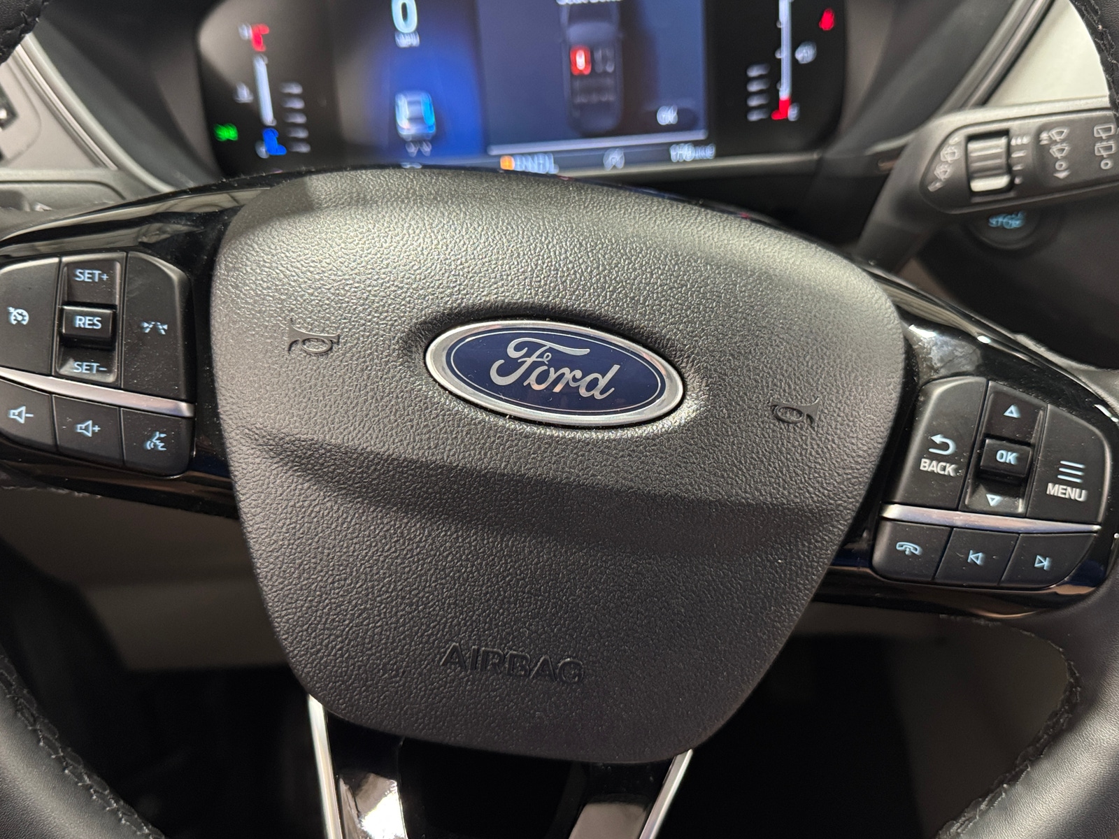 Thumbnail: 2023 Ford Escape - 5