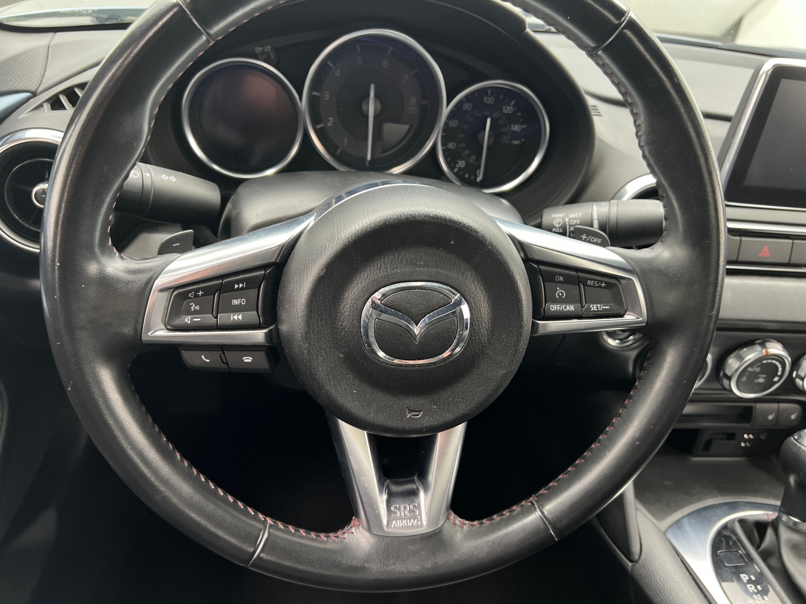 Thumbnail: 2016 Mazda MX-5 Miata - 4