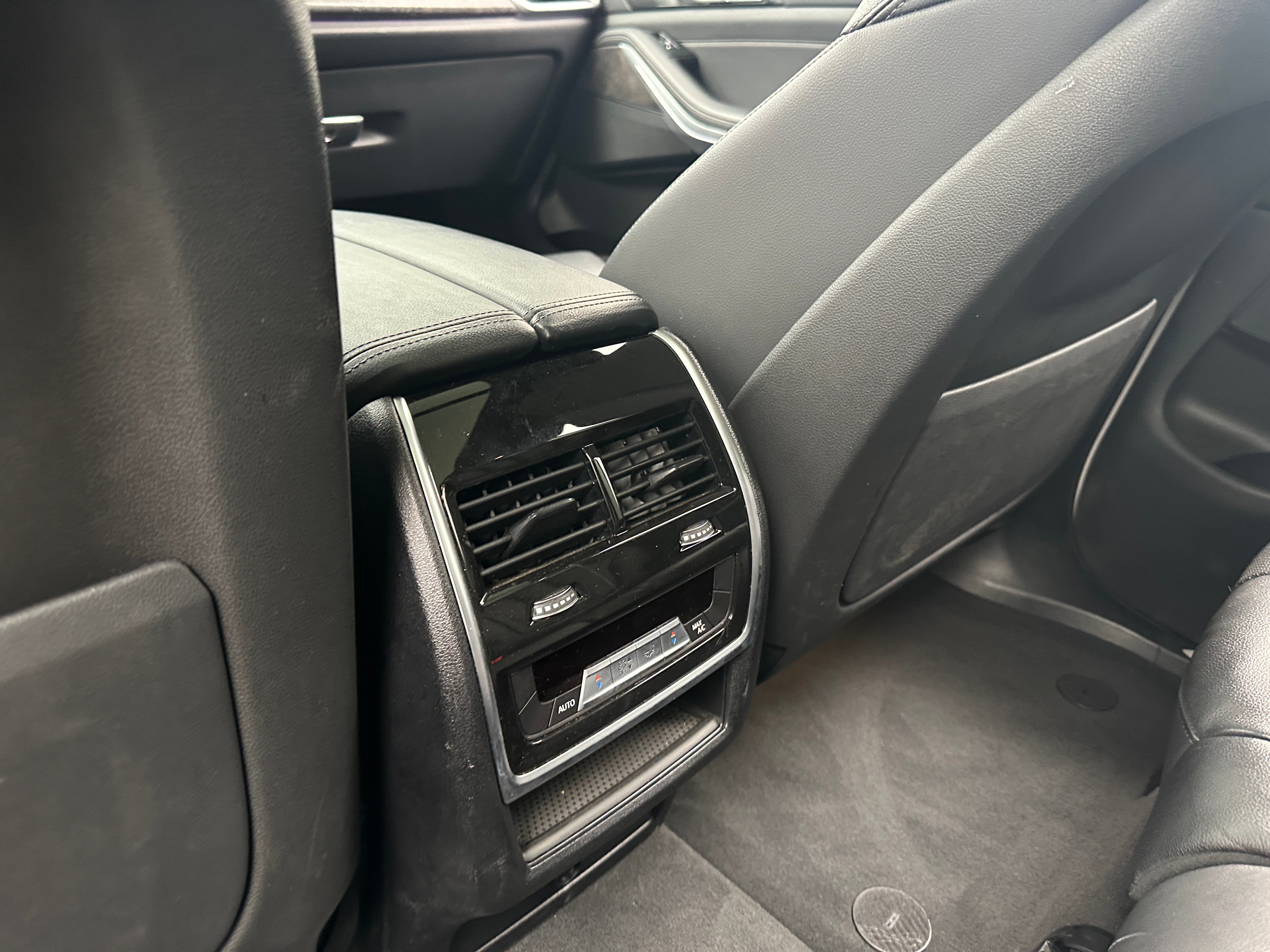 Image of 2022 BMW X5 xDrive40i