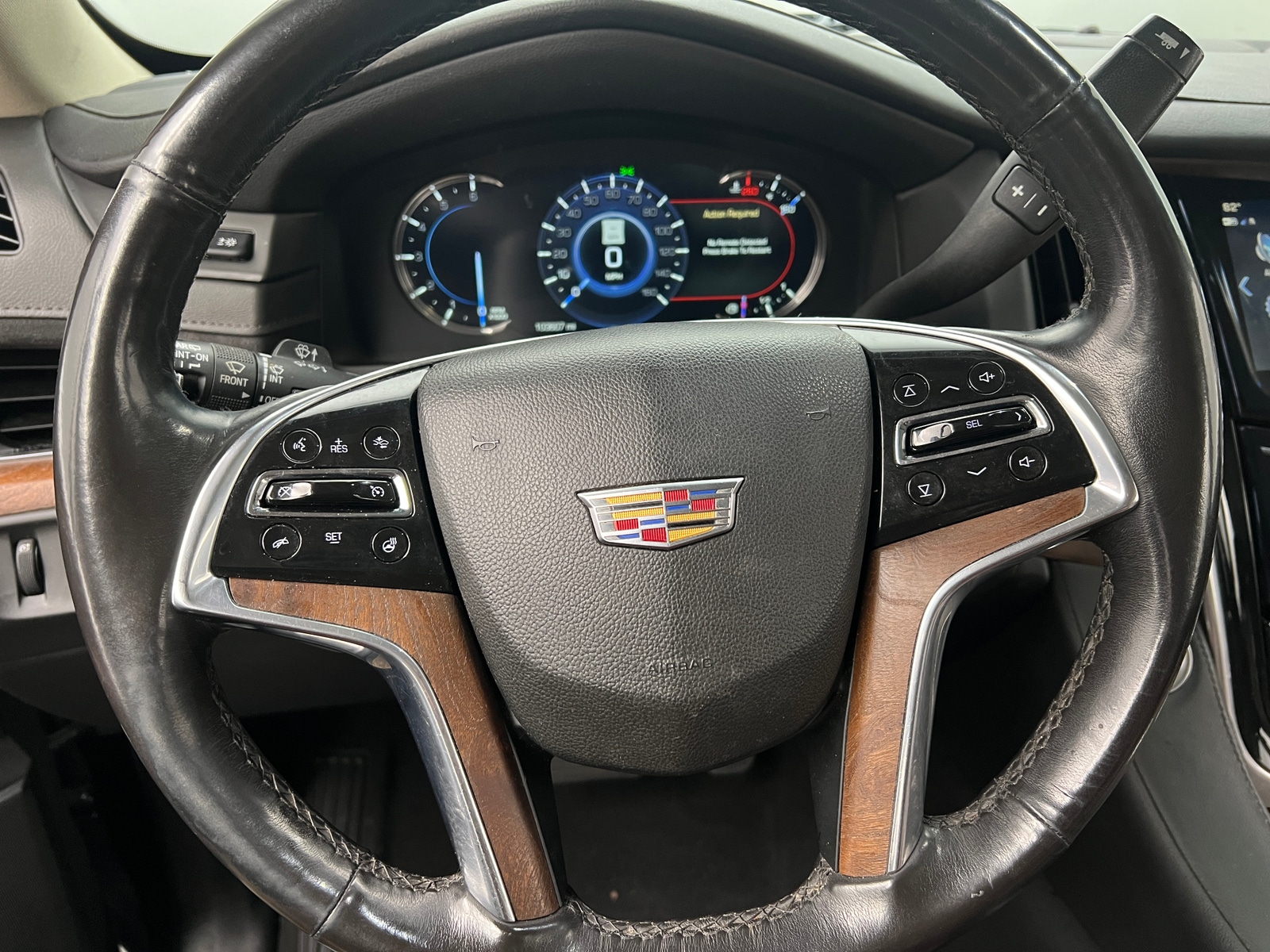 Thumbnail: 2019 Cadillac Escalade - 4