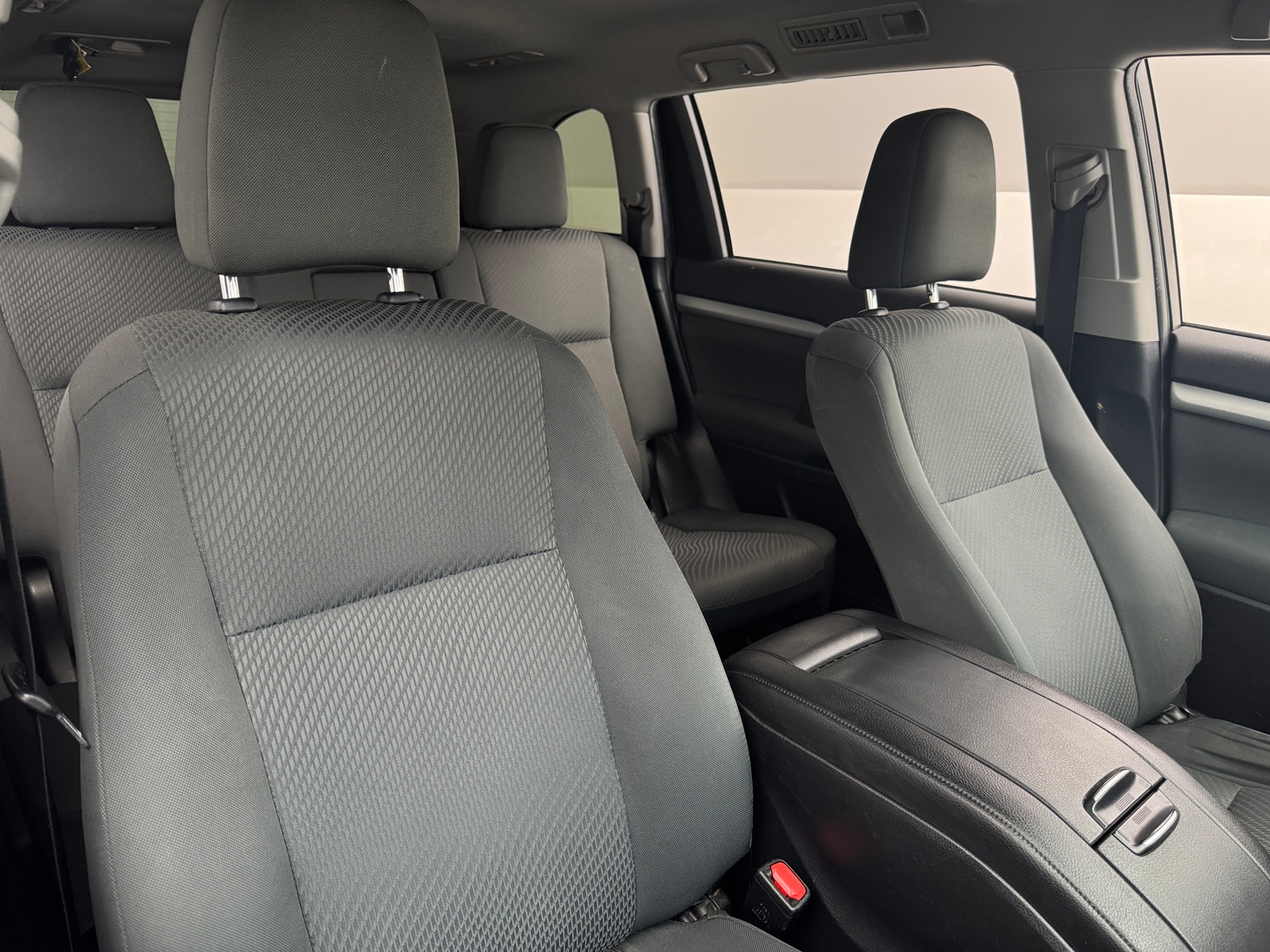 Thumbnail: 2019 Toyota Highlander - 2