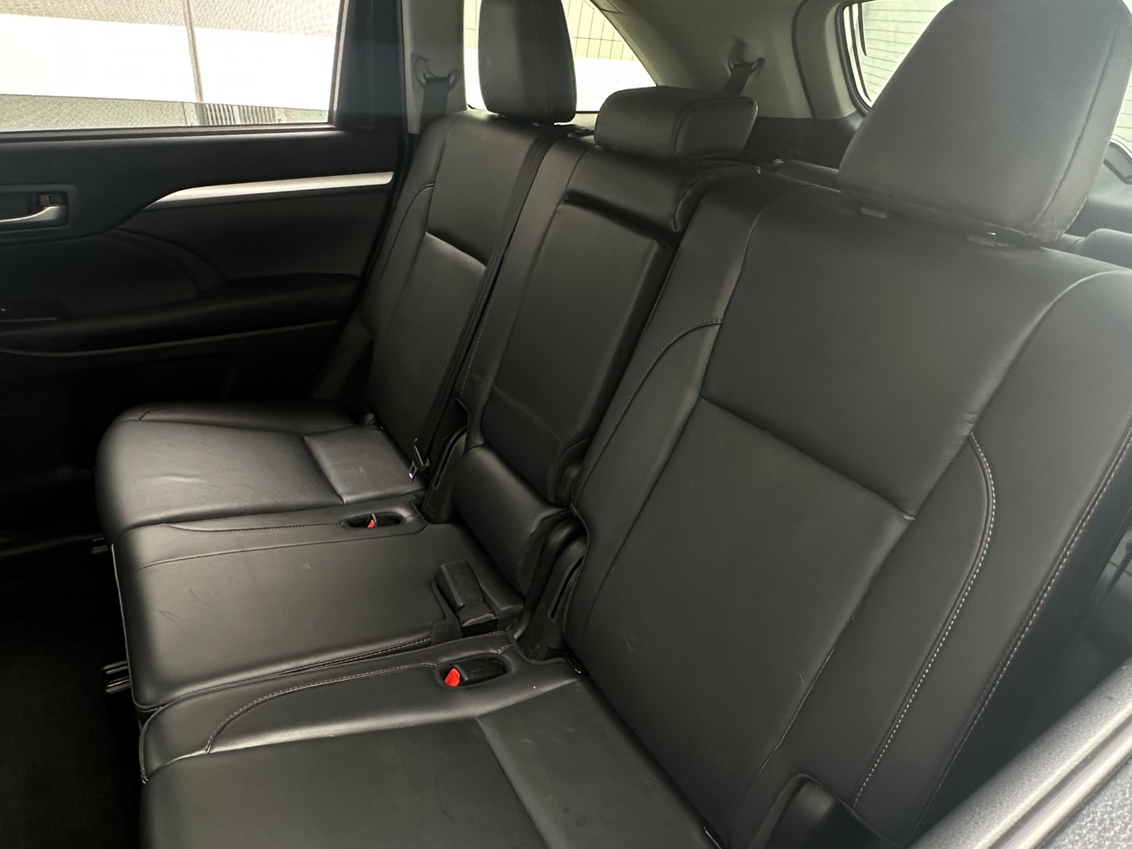 Thumbnail: 2019 Toyota Highlander - 5