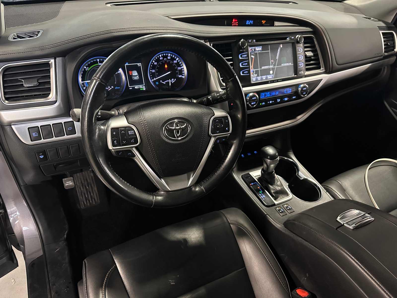 Thumbnail: 2019 Toyota Highlander - 2
