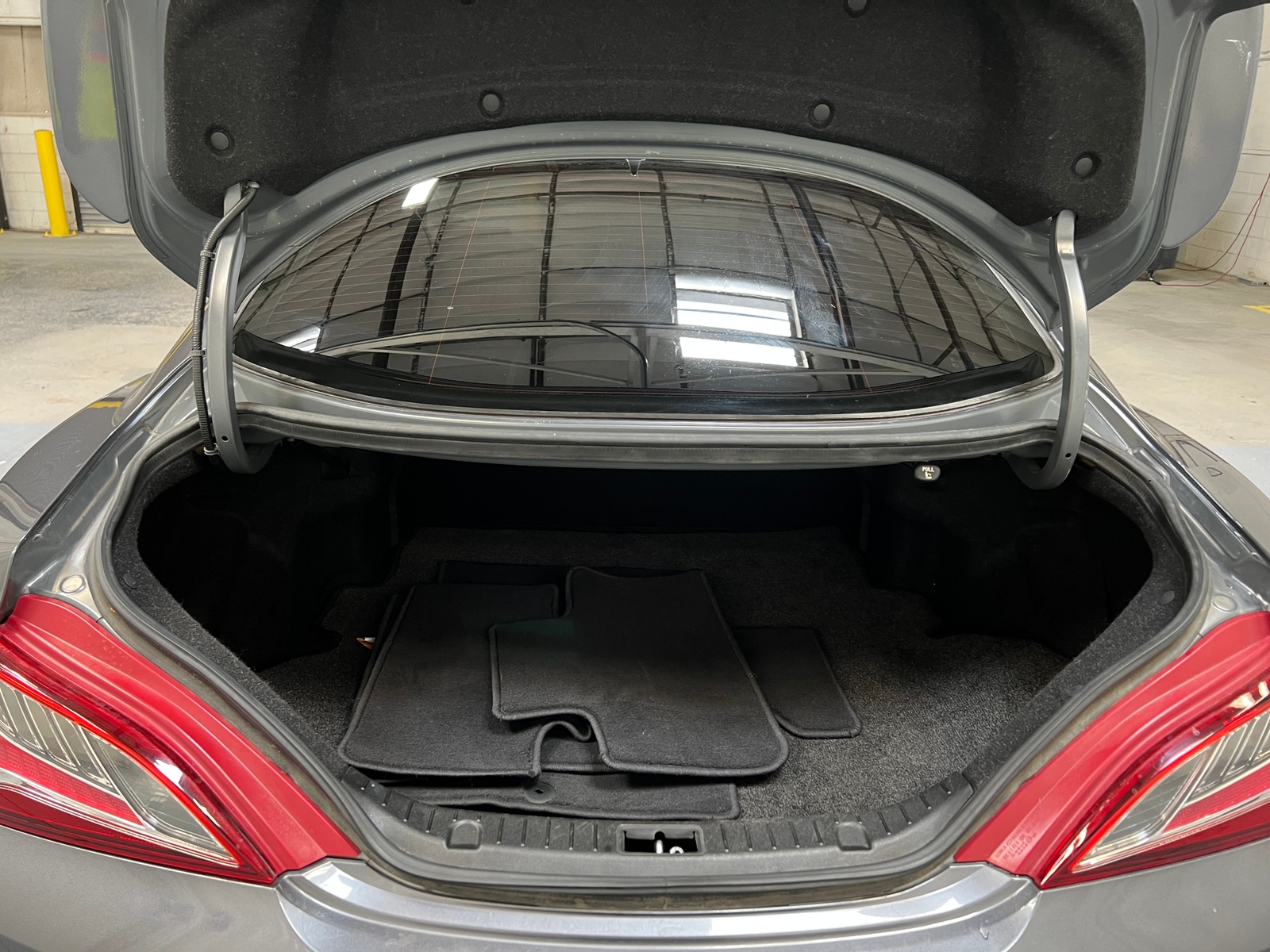 Thumbnail: 2015 Hyundai Genesis - 4