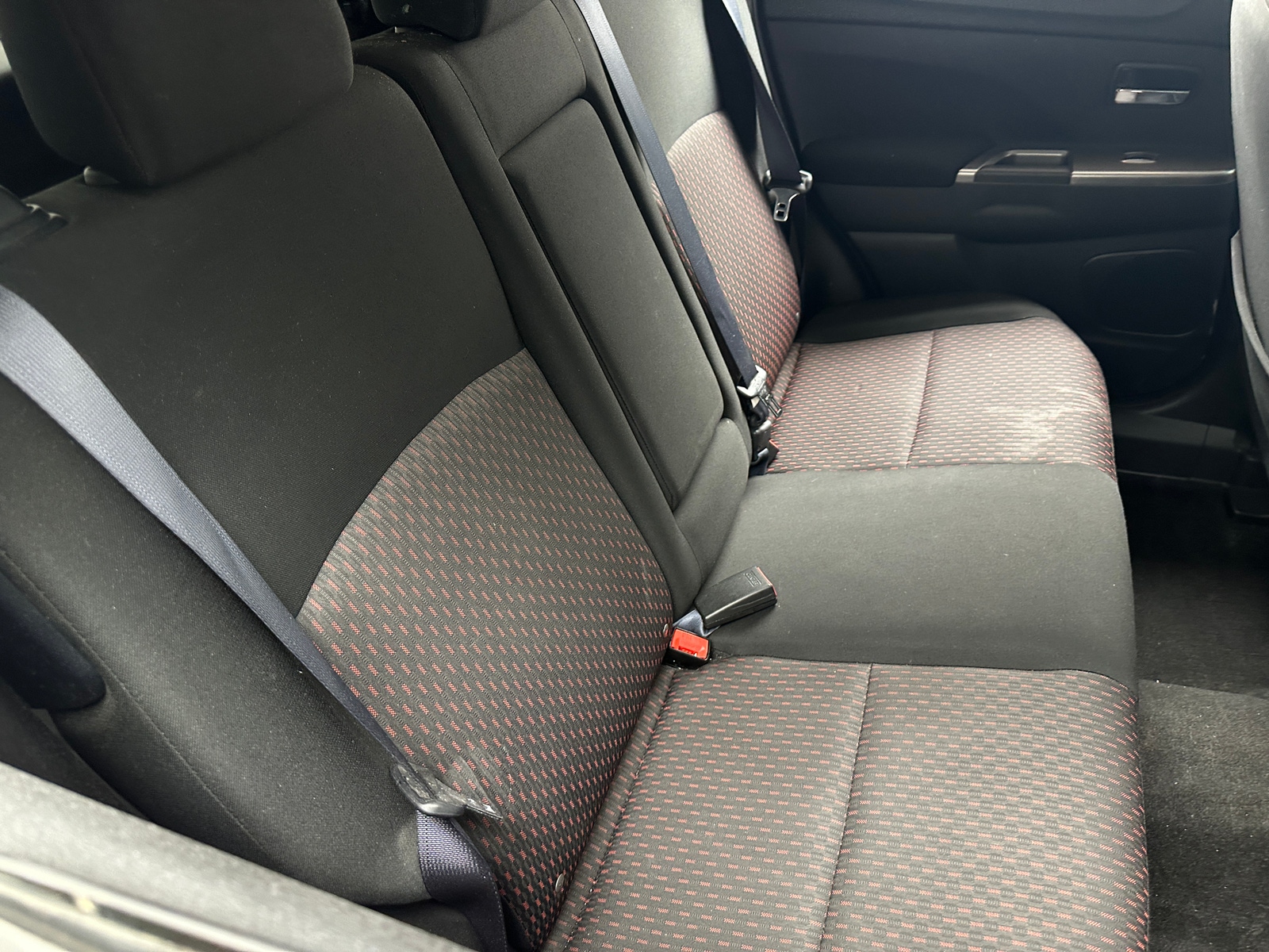 Thumbnail: 2018 Mitsubishi Outlander Sport - 5