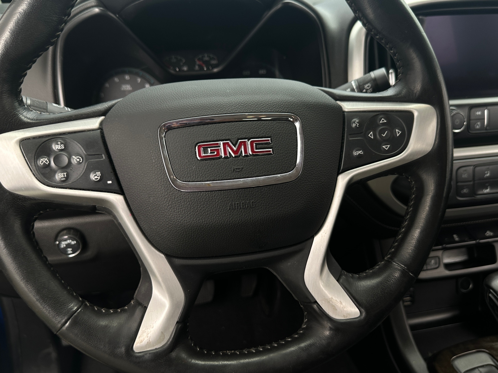 Thumbnail: 2022 GMC Canyon - 4