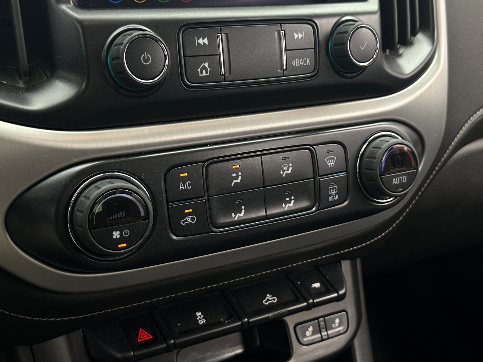 Thumbnail: 2022 GMC Canyon - 3