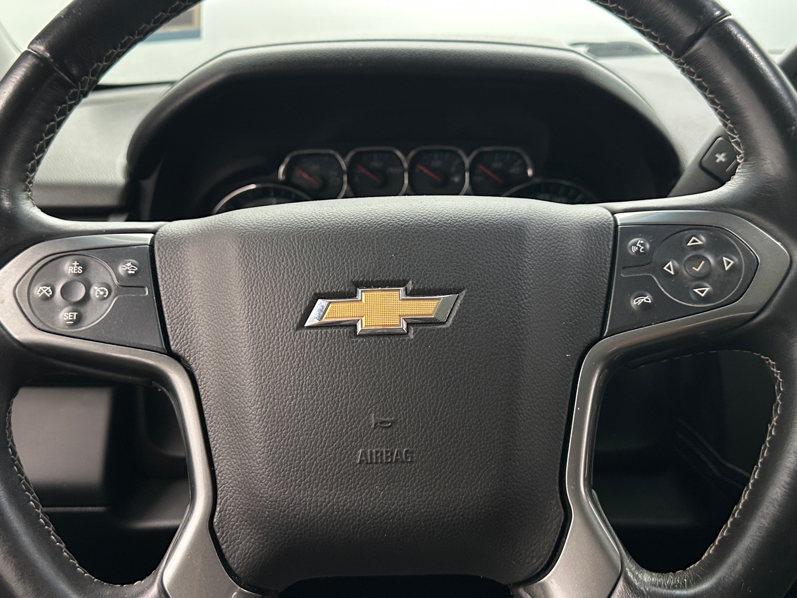 Thumbnail: 2016 Chevrolet Tahoe - 4