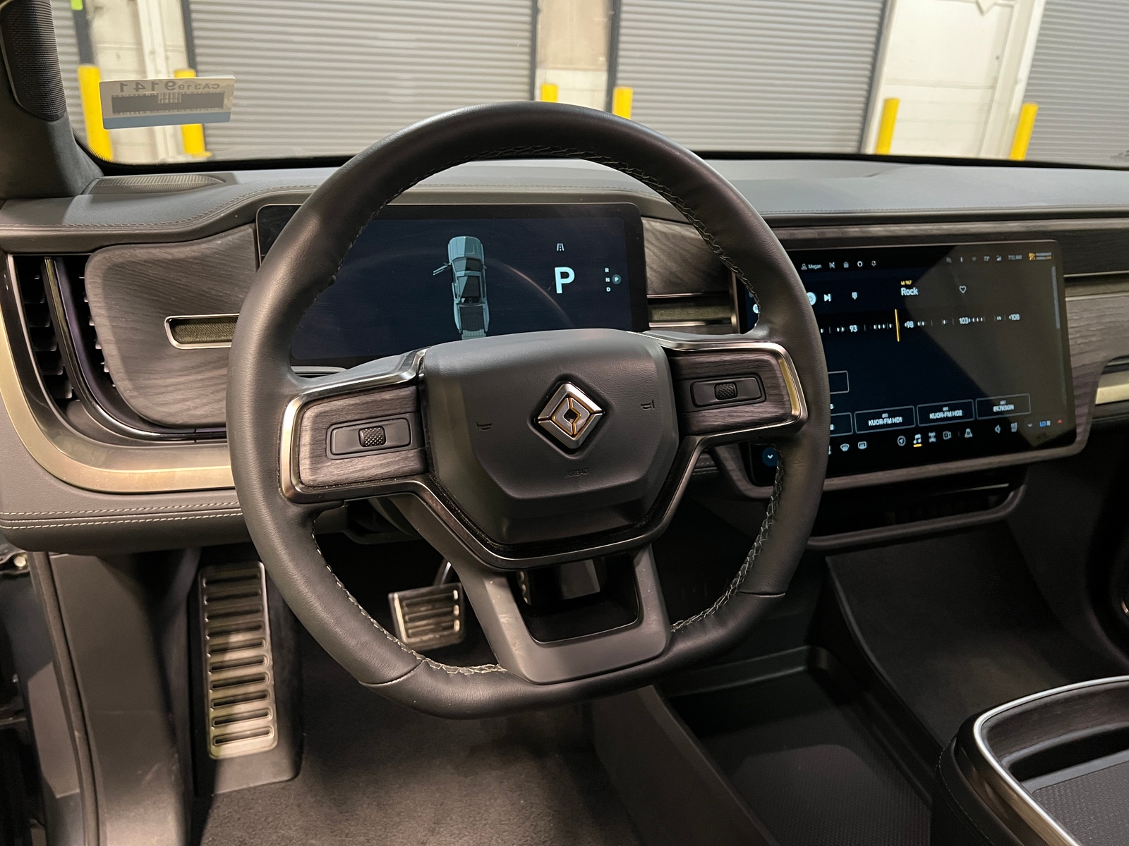 Thumbnail: 2024 Rivian R1T - 4