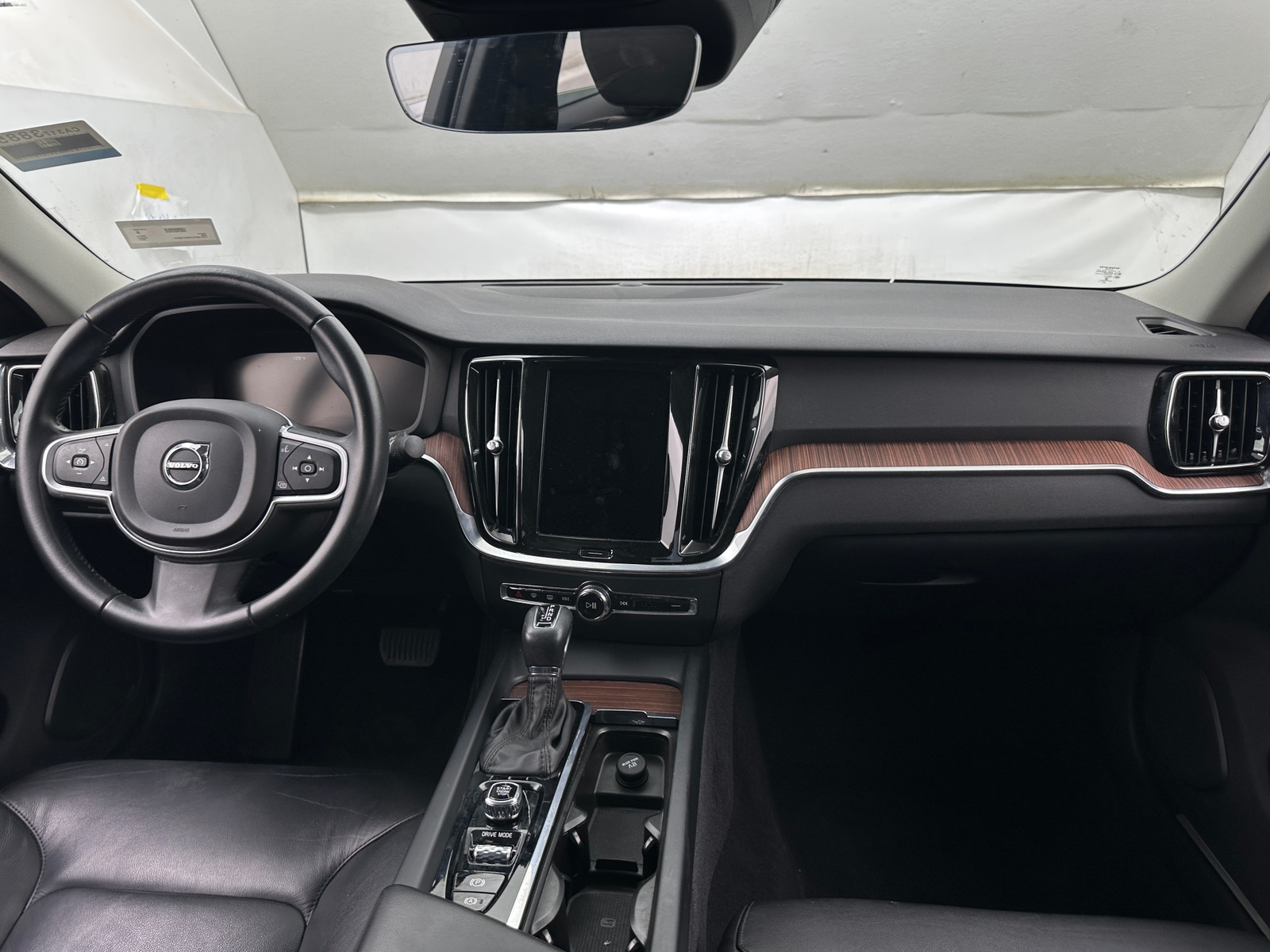 Thumbnail: 2021 Volvo S60 - 2