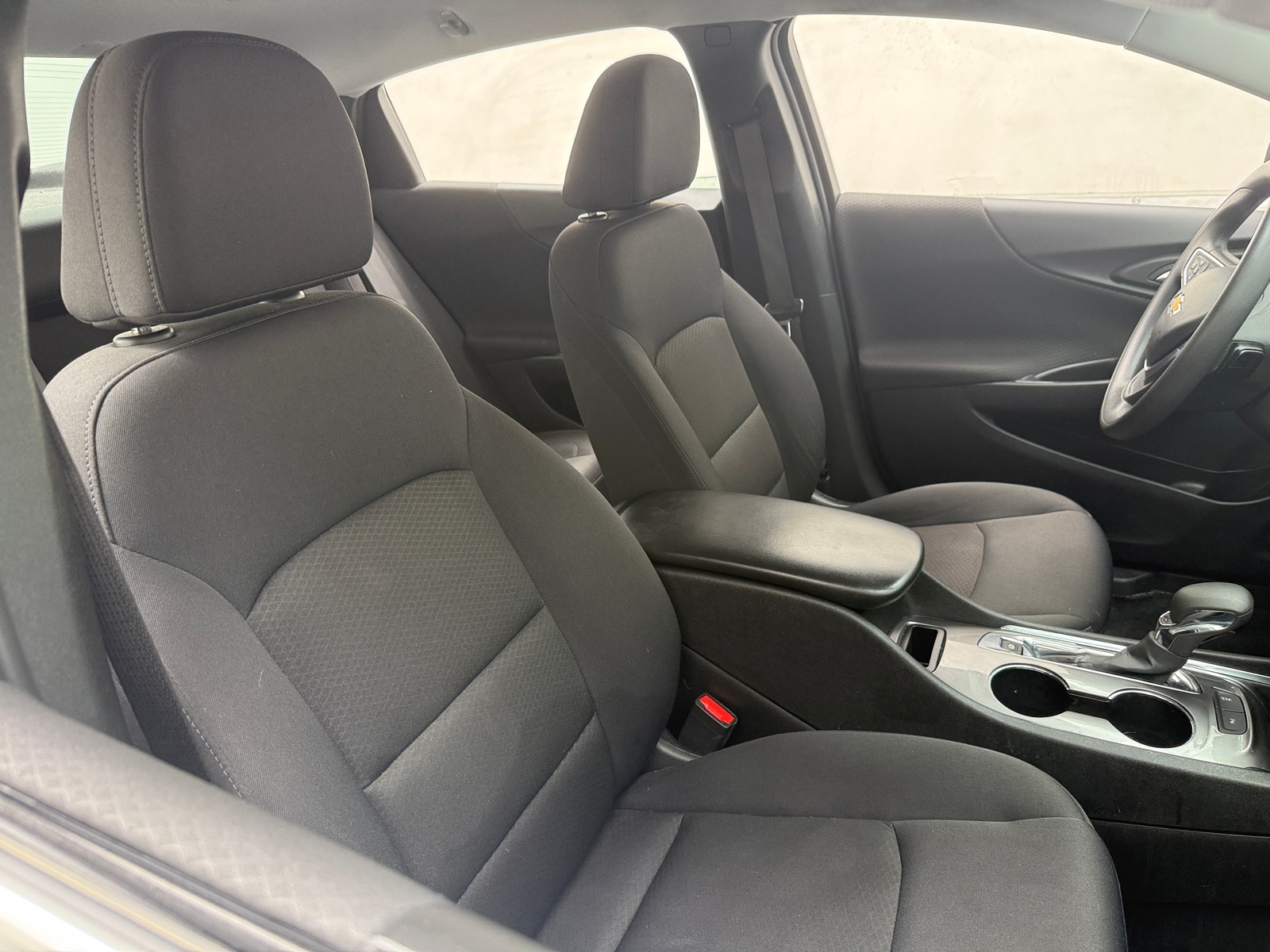 Thumbnail: 2022 Chevrolet Malibu - 2