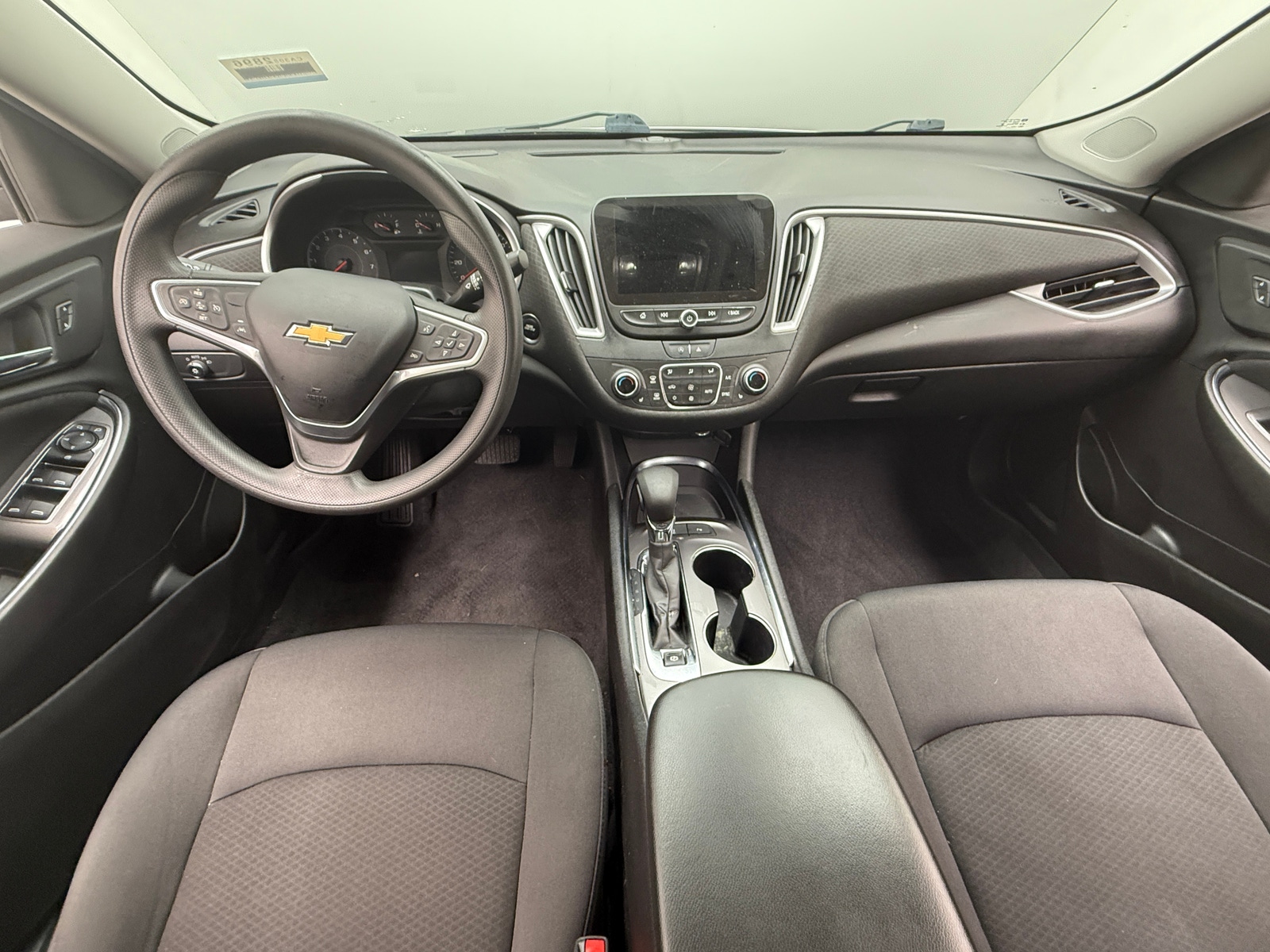 Thumbnail: 2022 Chevrolet Malibu - 3