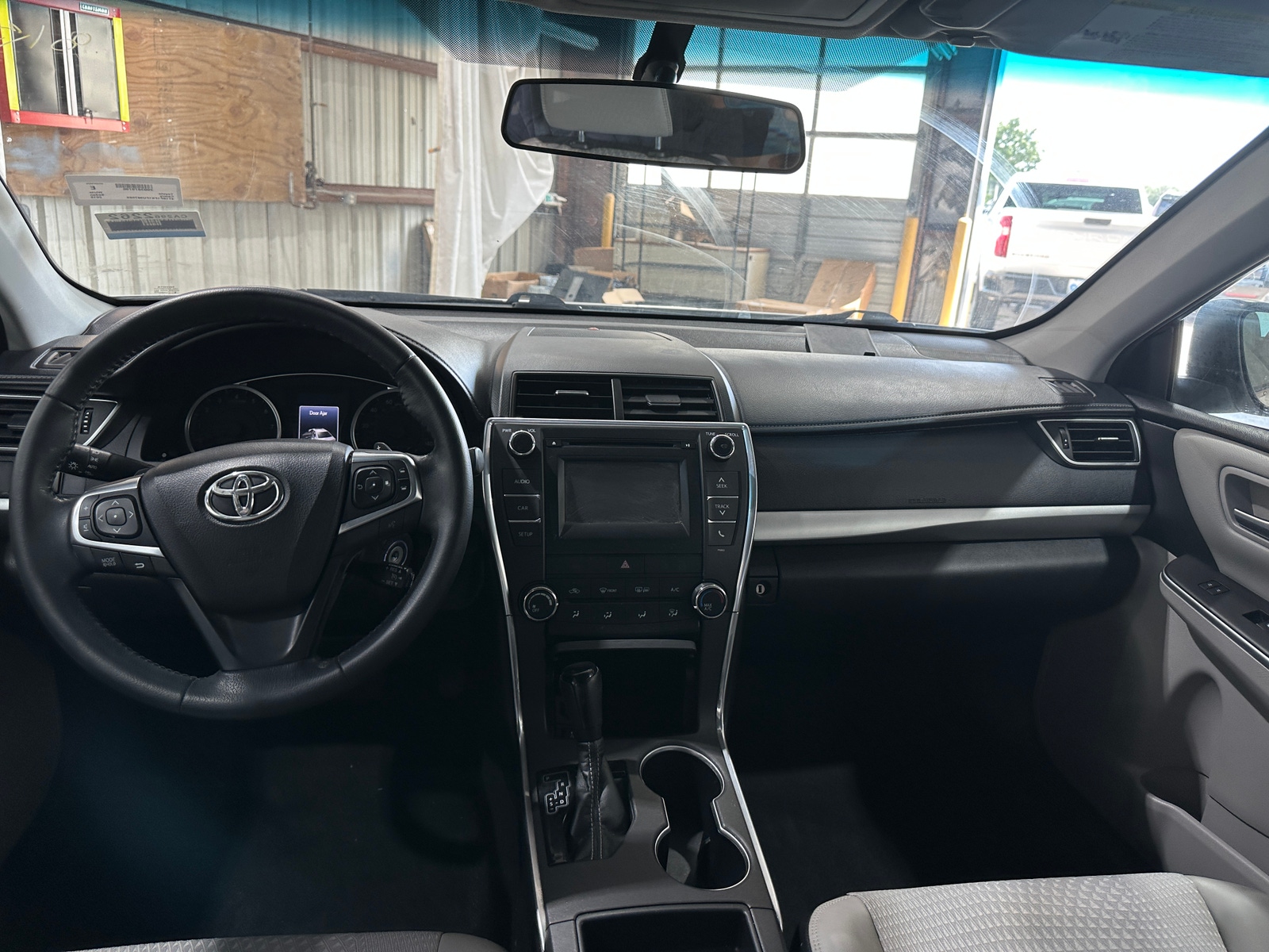 Thumbnail: 2015 Toyota Camry - 3