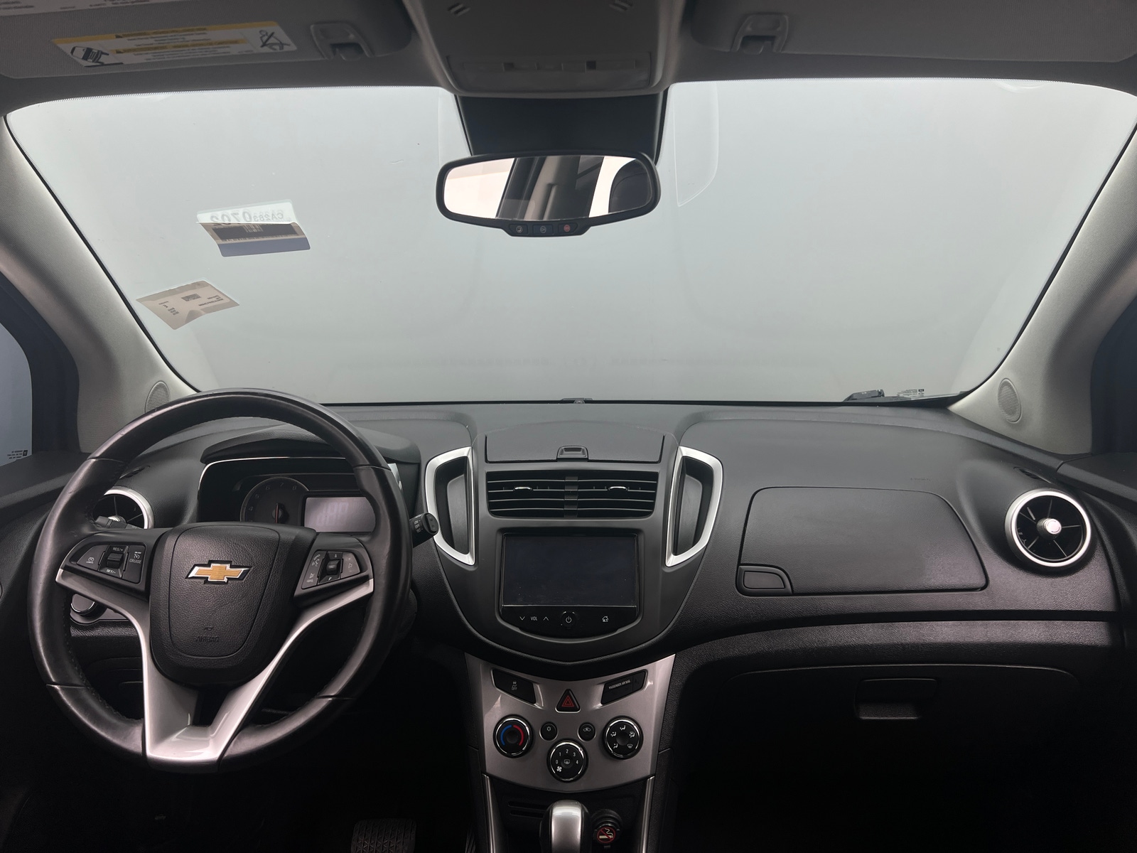 Thumbnail: 2015 Chevrolet Trax - 3