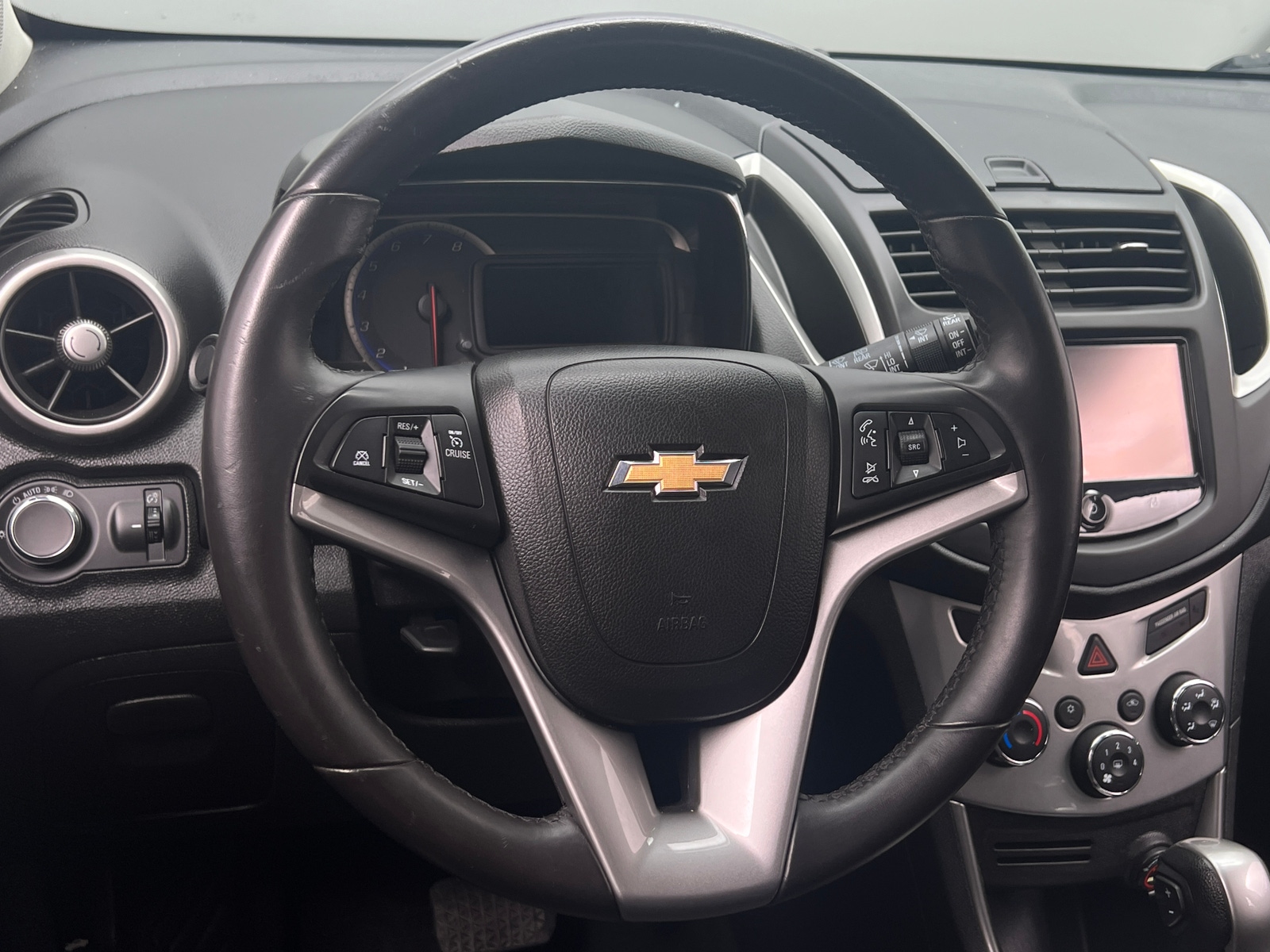 Thumbnail: 2015 Chevrolet Trax - 5