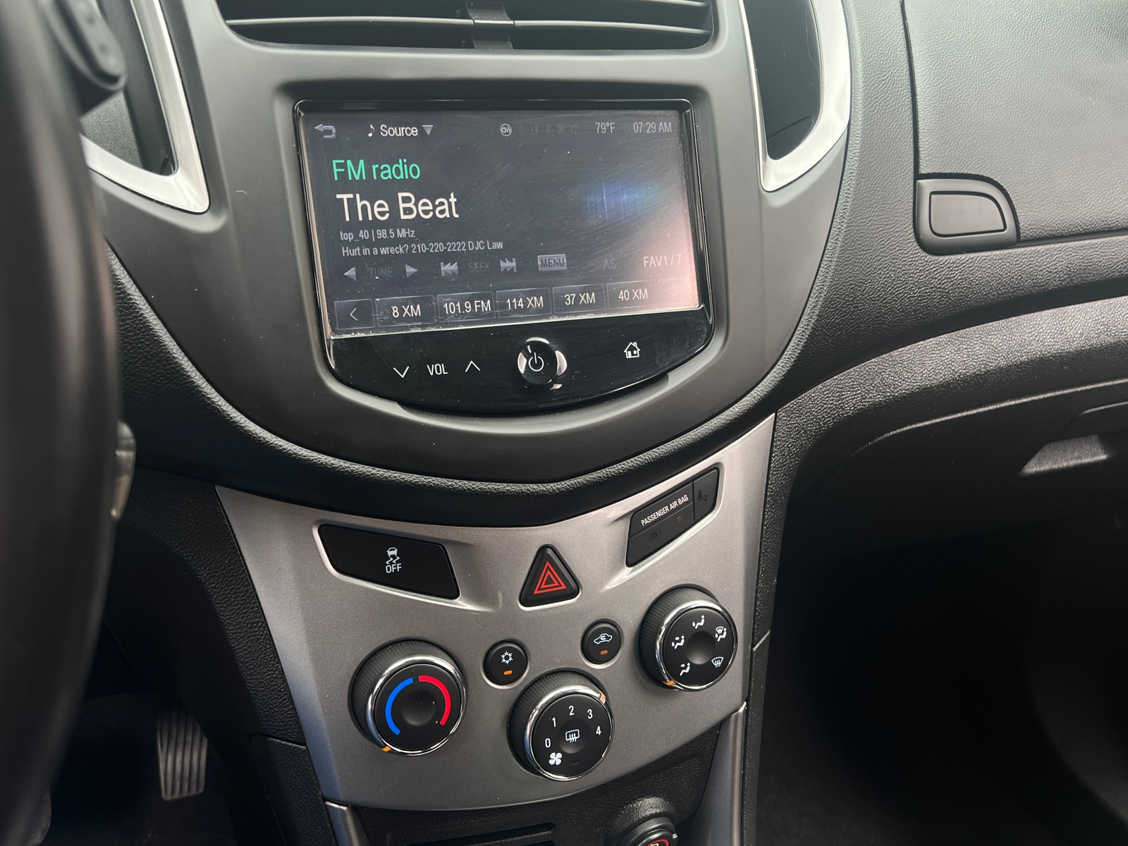 Thumbnail: 2015 Chevrolet Trax - 4