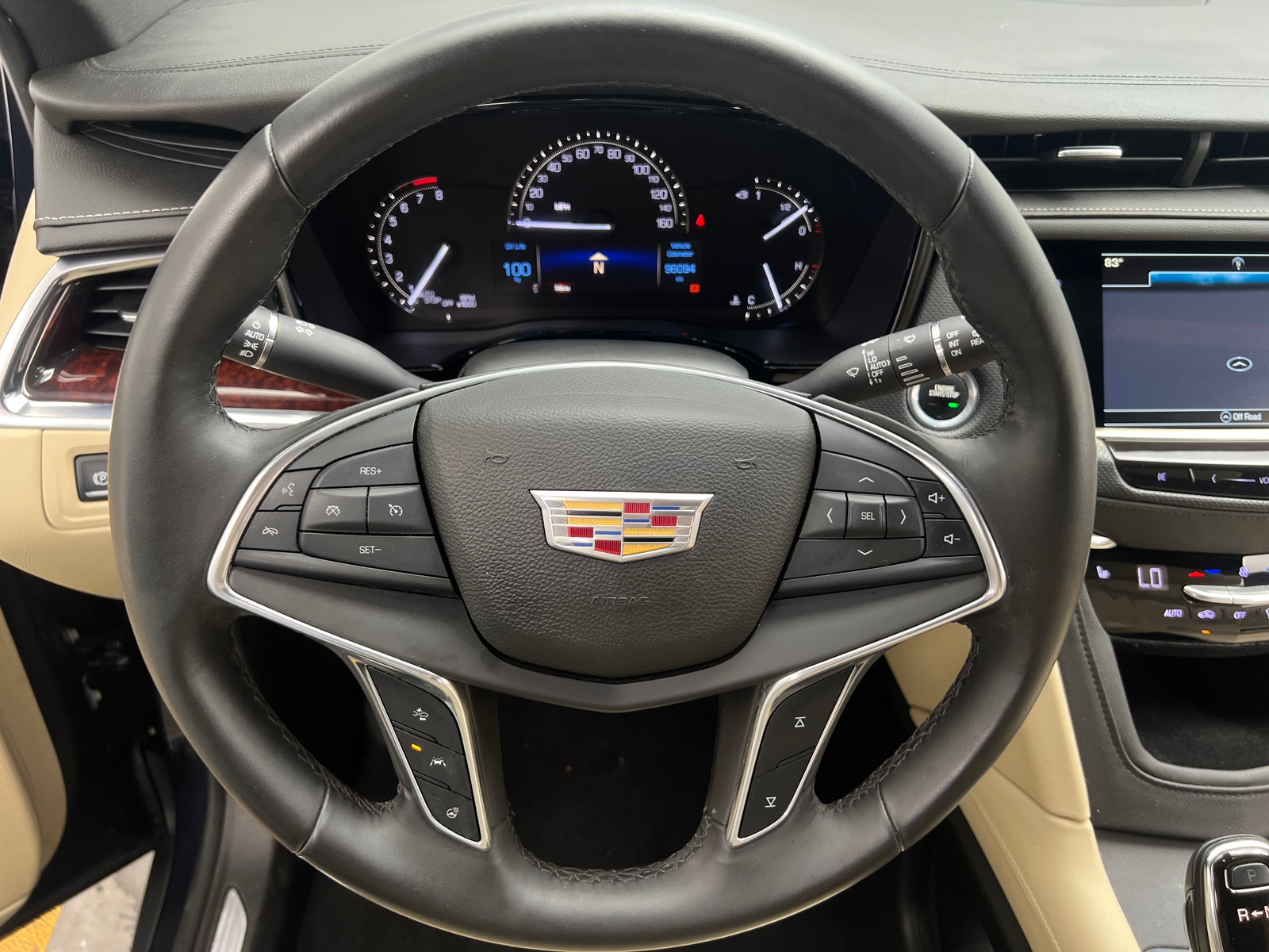 Thumbnail: 2017 Cadillac XT5 - 4