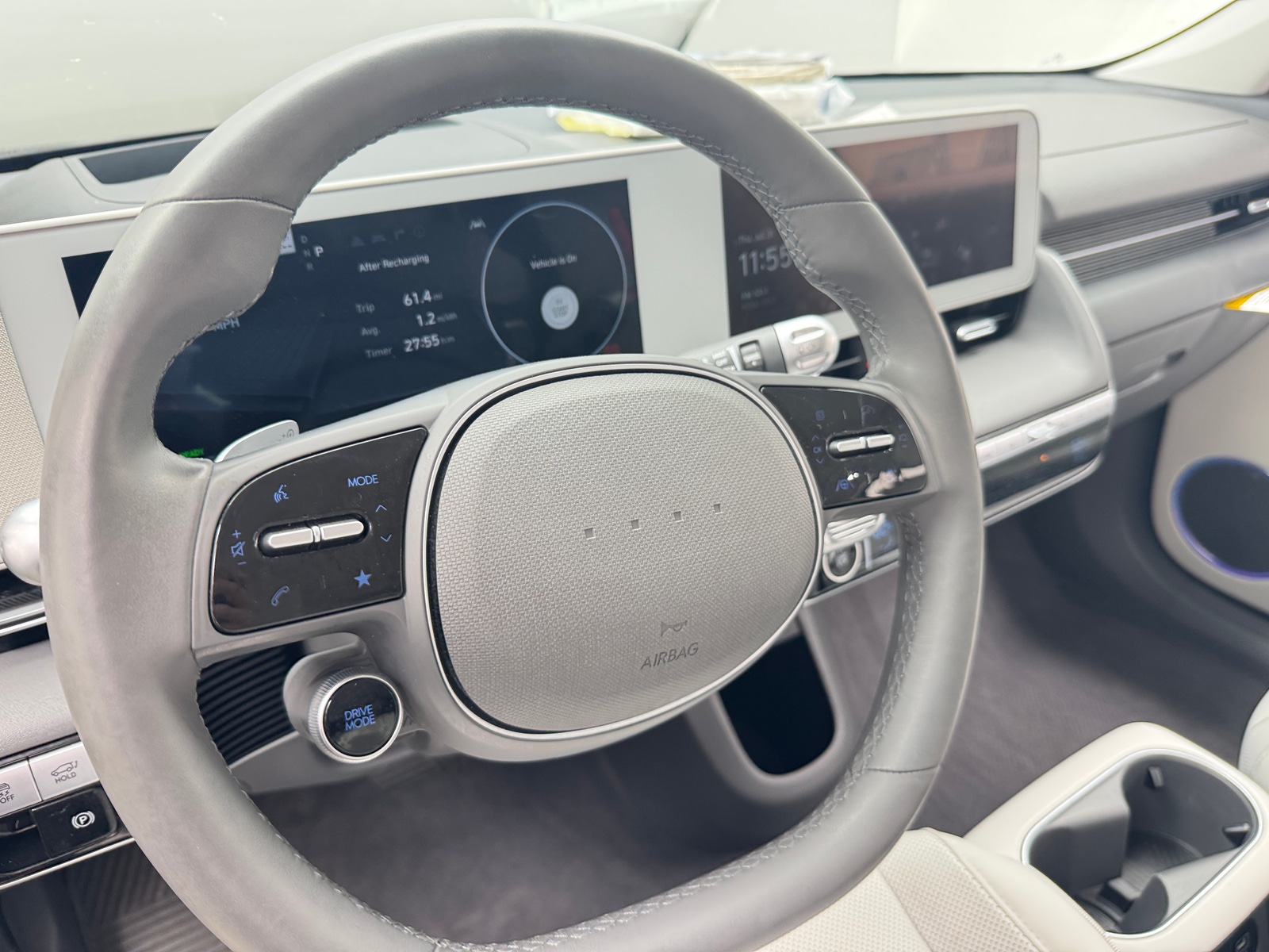 Thumbnail: 2023 Hyundai Ioniq 5 - 4