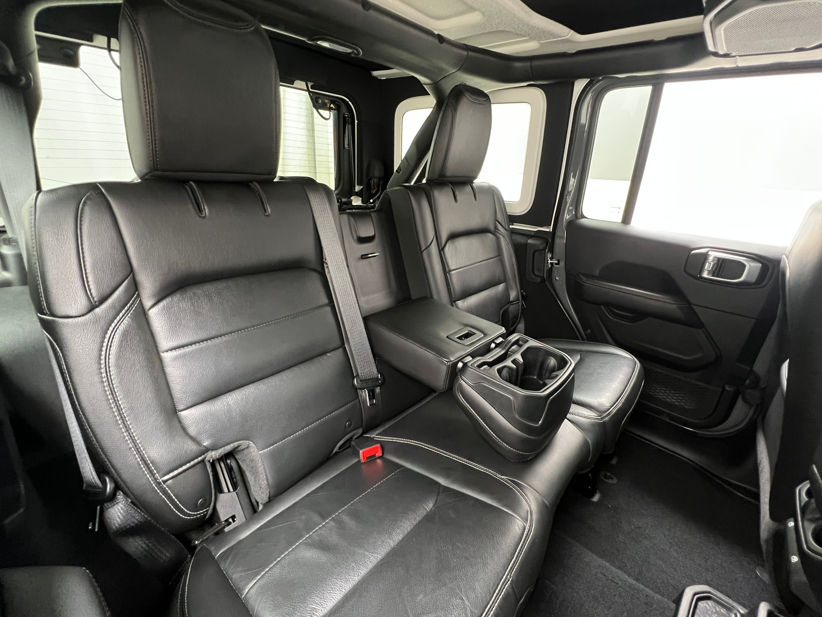 Thumbnail: 2018 Jeep Wrangler - 5