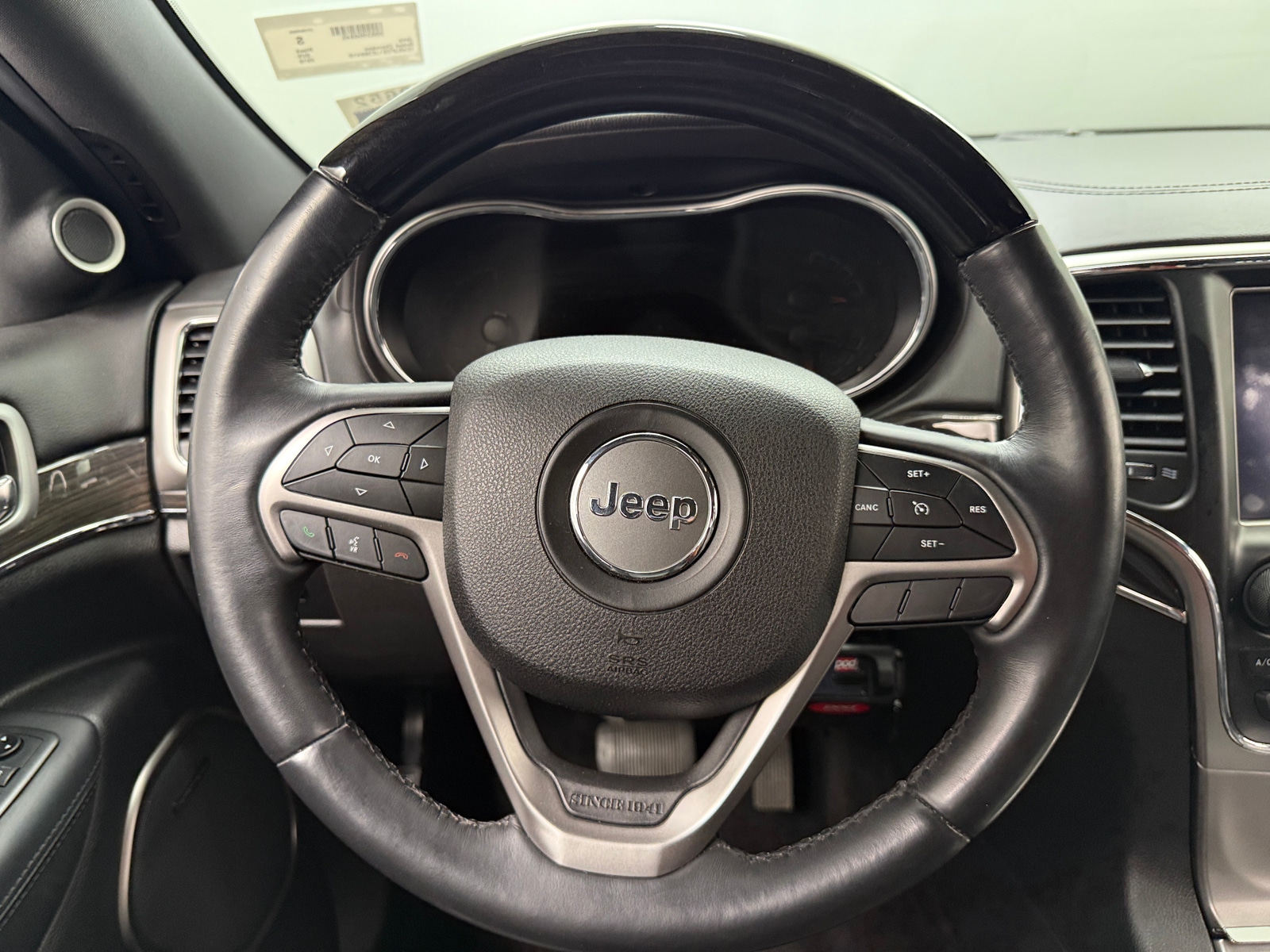 Thumbnail: 2018 Jeep Grand Cherokee - 4