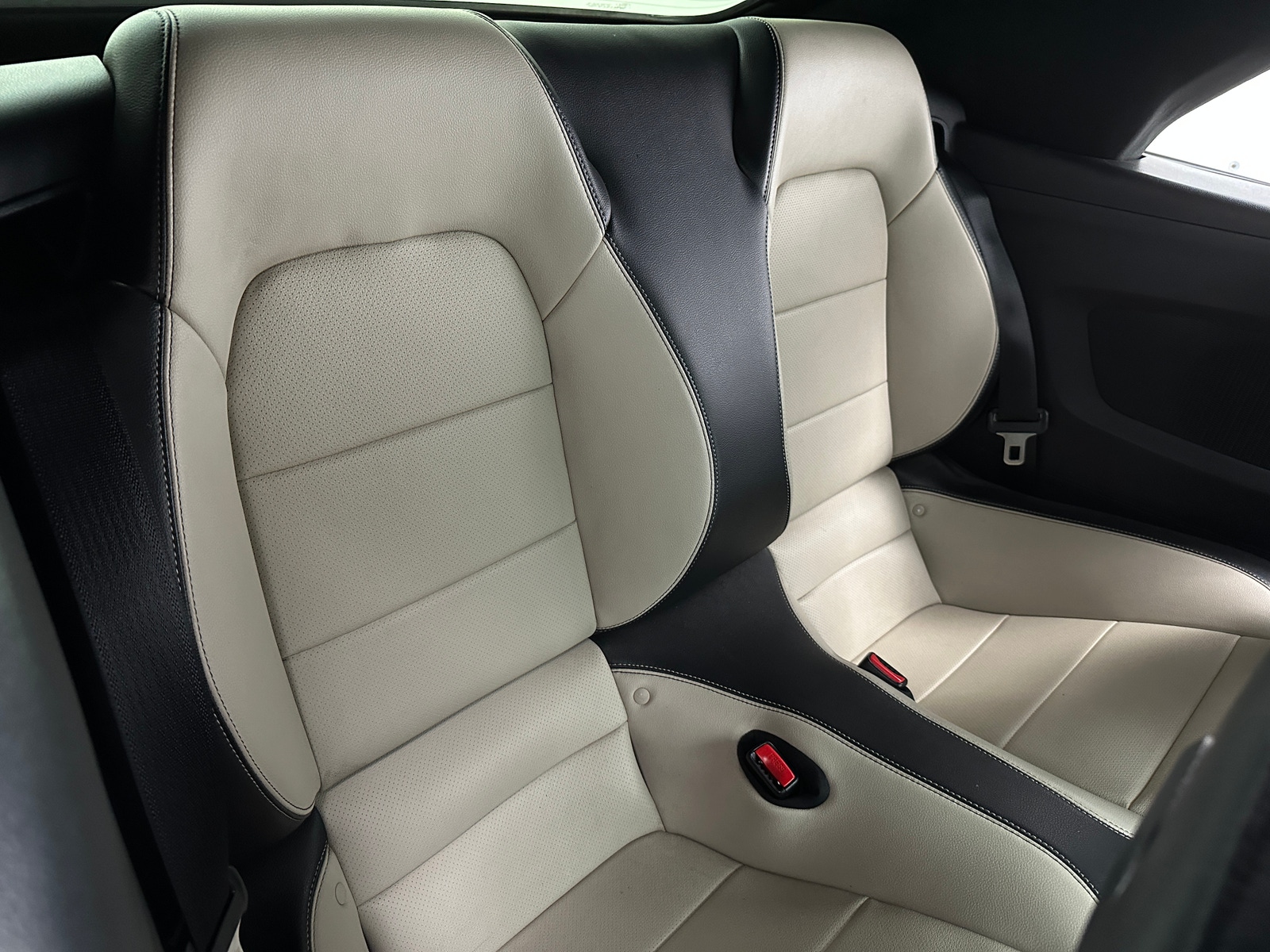 Thumbnail: 2015 Ford Mustang - 5