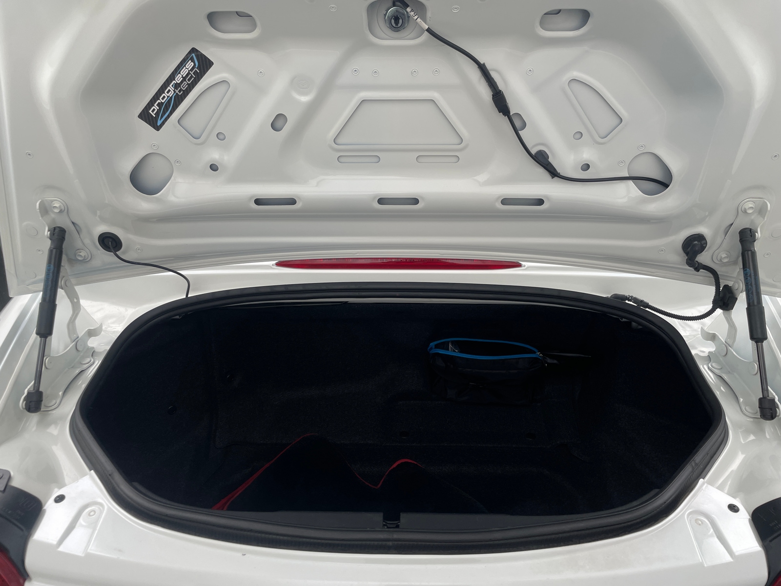 Thumbnail: 2019 Mazda MX-5 Miata - 5