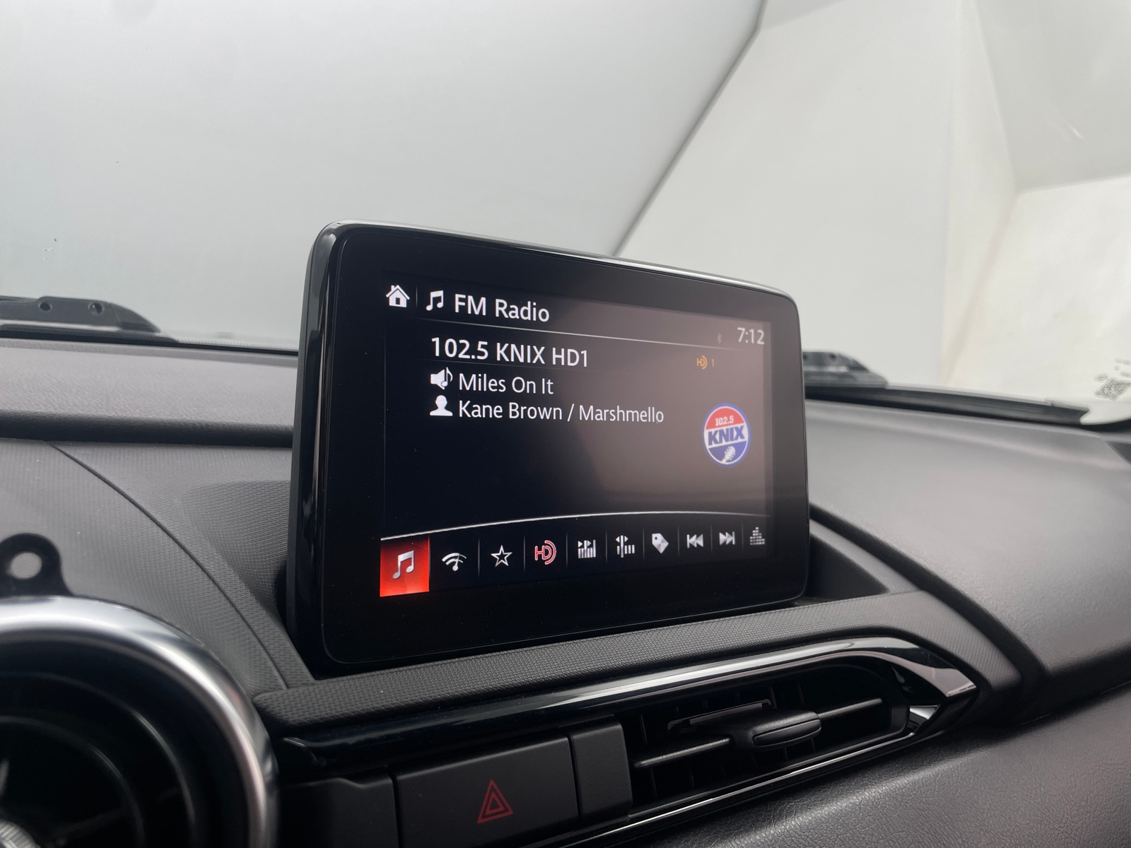 Thumbnail: 2019 Mazda MX-5 Miata - 3