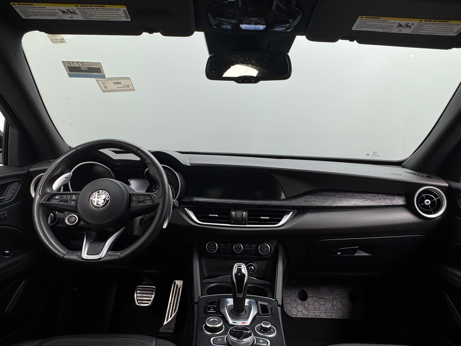 Thumbnail: 2022 Alfa Romeo Stelvio - 2