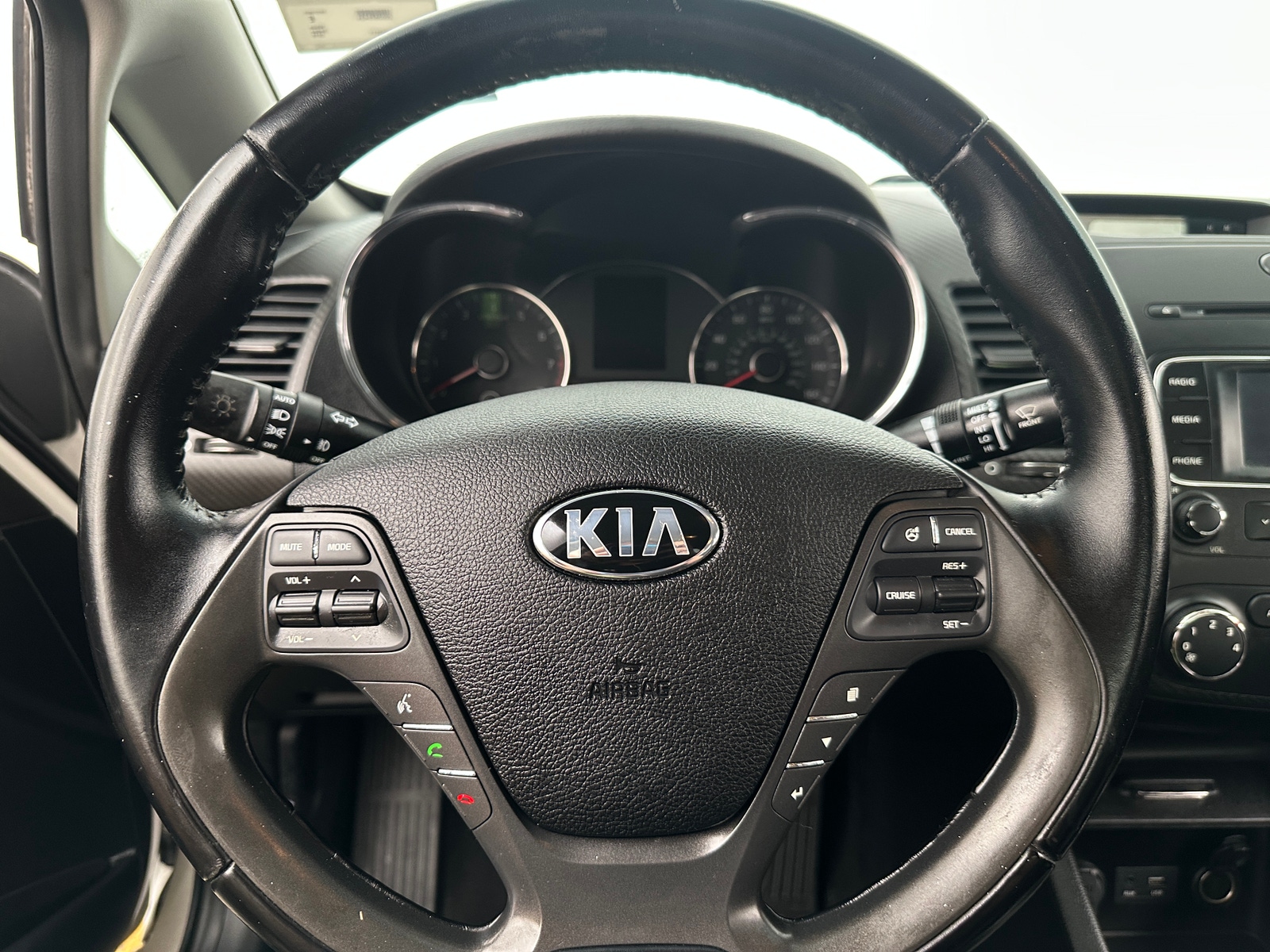 Thumbnail: 2016 Kia Forte - 5