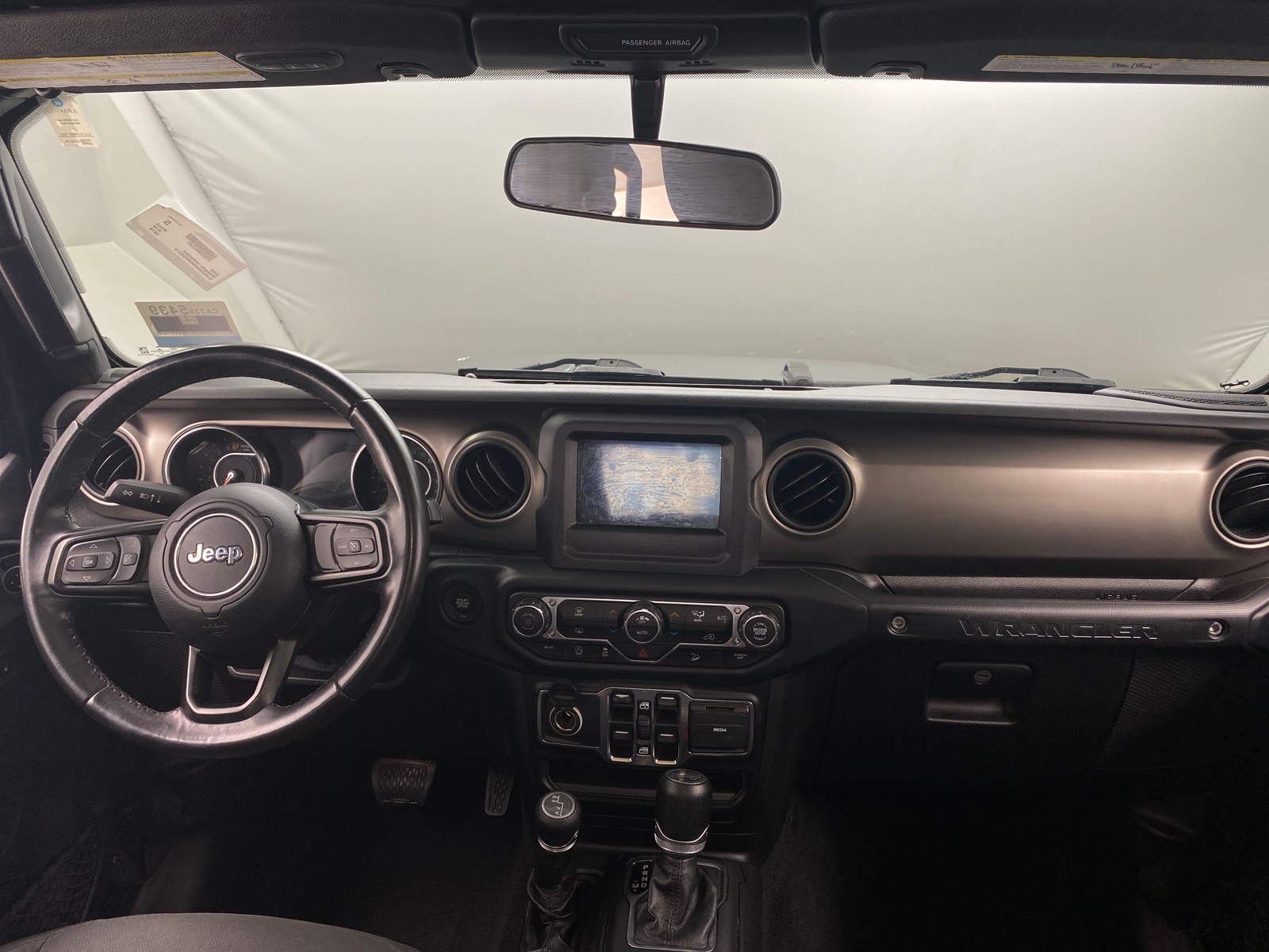 Thumbnail: 2019 Jeep Wrangler - 3