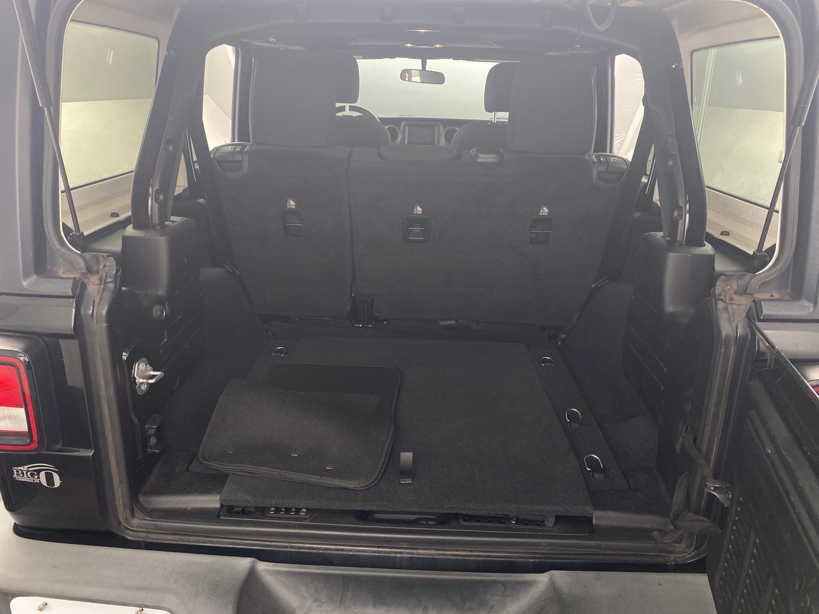 Thumbnail: 2019 Jeep Wrangler - 7