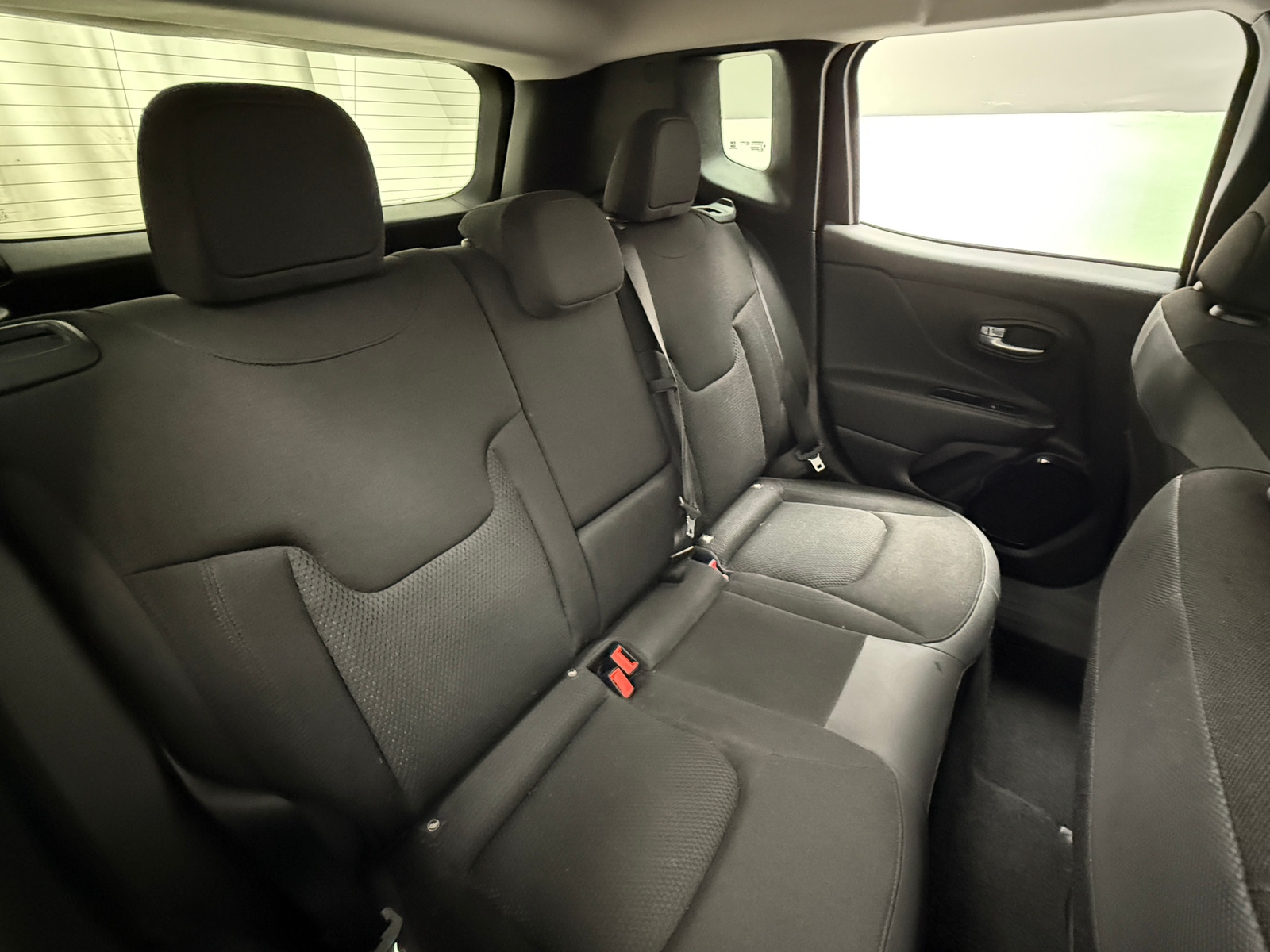 Thumbnail: 2018 Jeep Renegade - 6