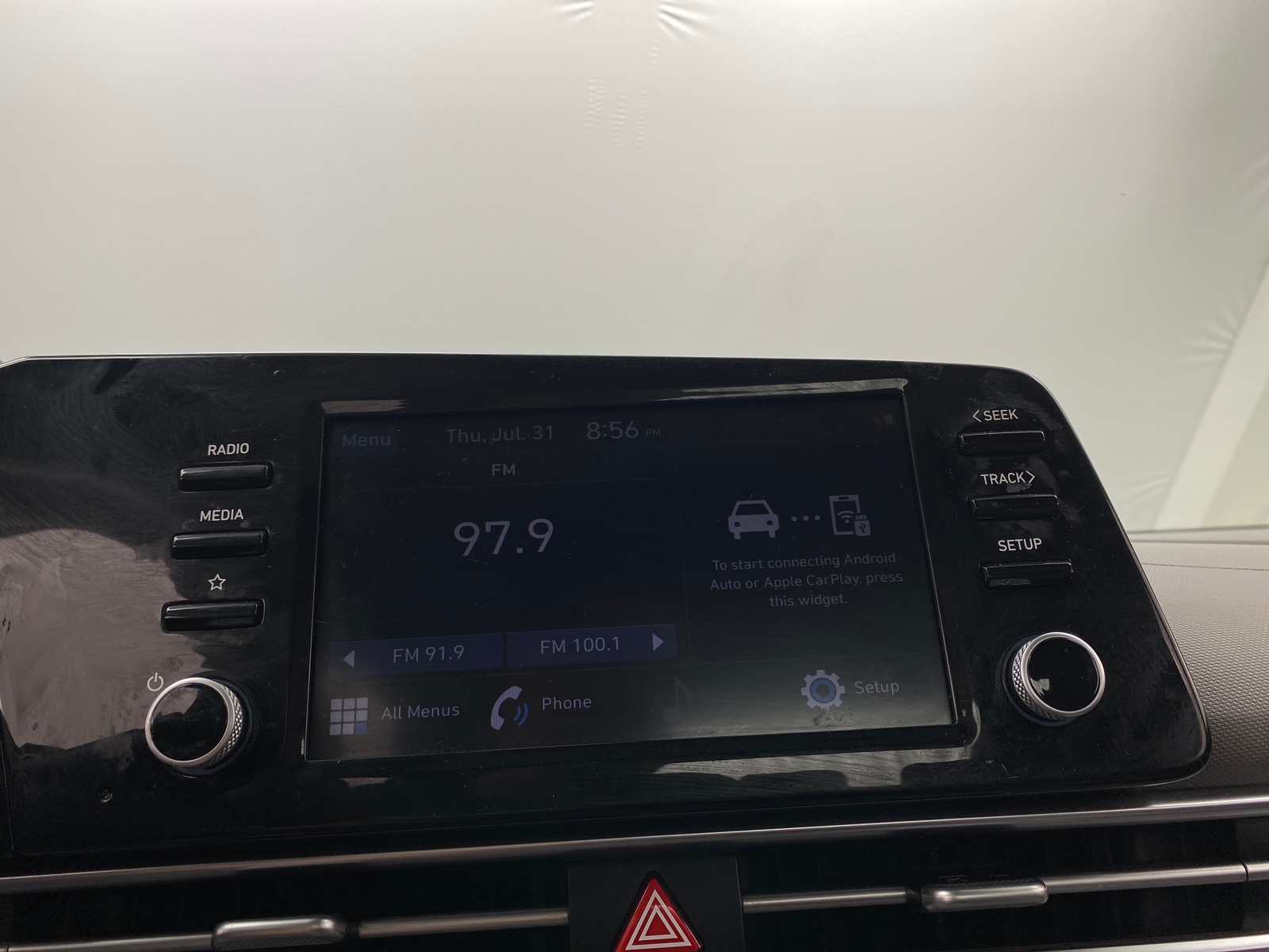 Thumbnail: 2022 Hyundai Elantra - 4
