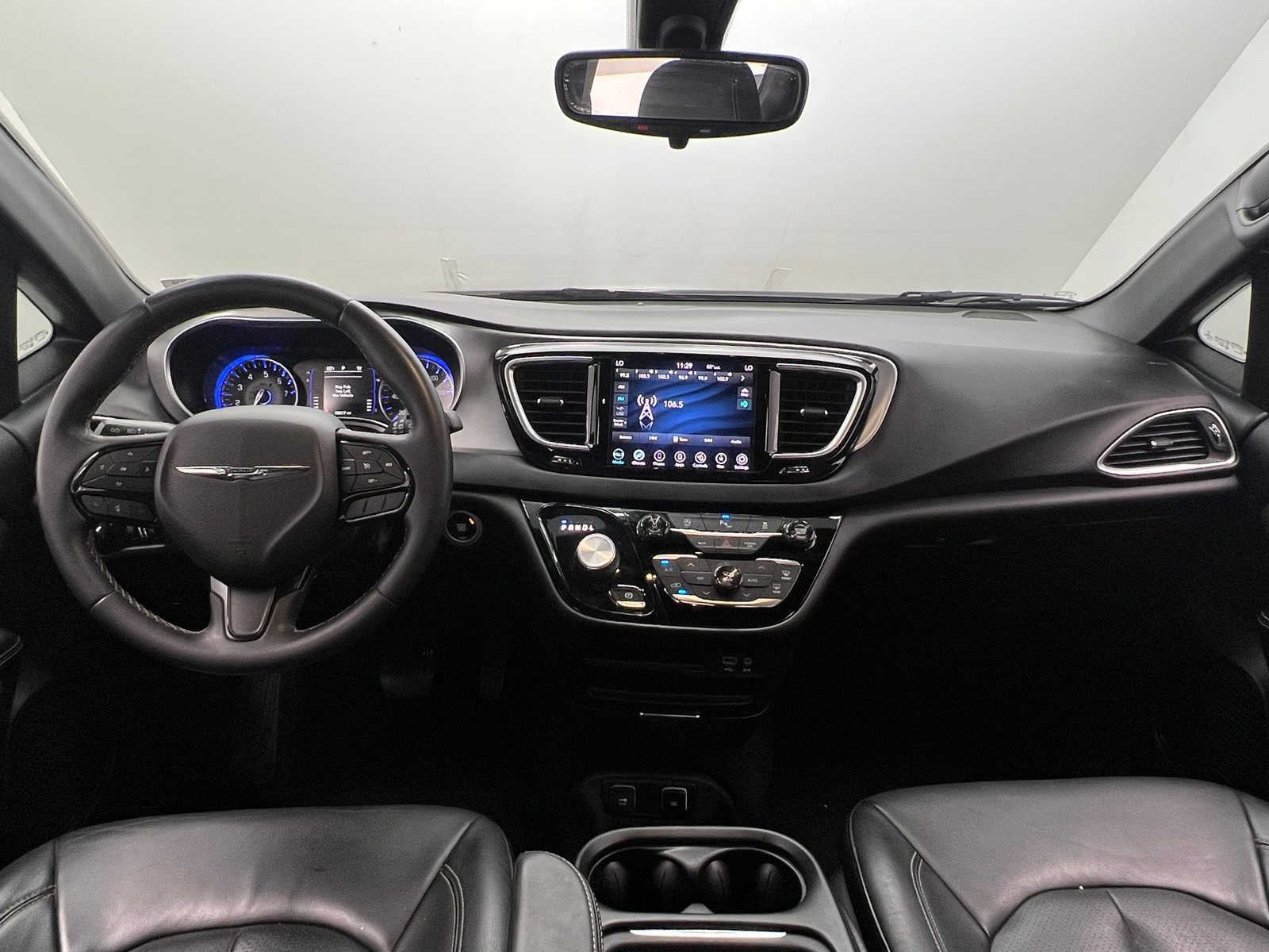 Thumbnail: 2018 Chrysler Pacifica - 2