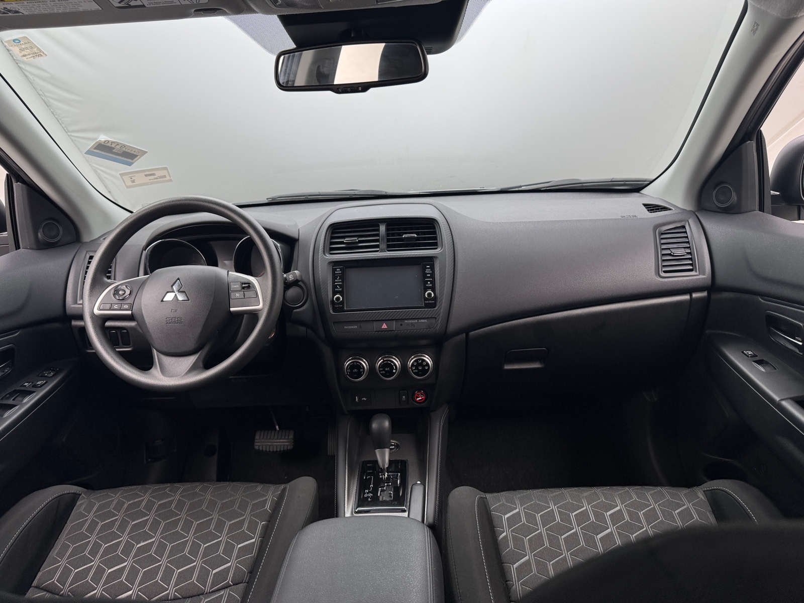 Thumbnail: 2024 Mitsubishi Outlander Sport - 3