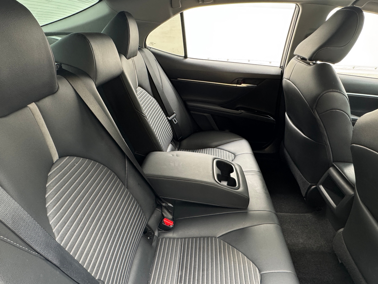Thumbnail: 2018 Toyota Camry - 6