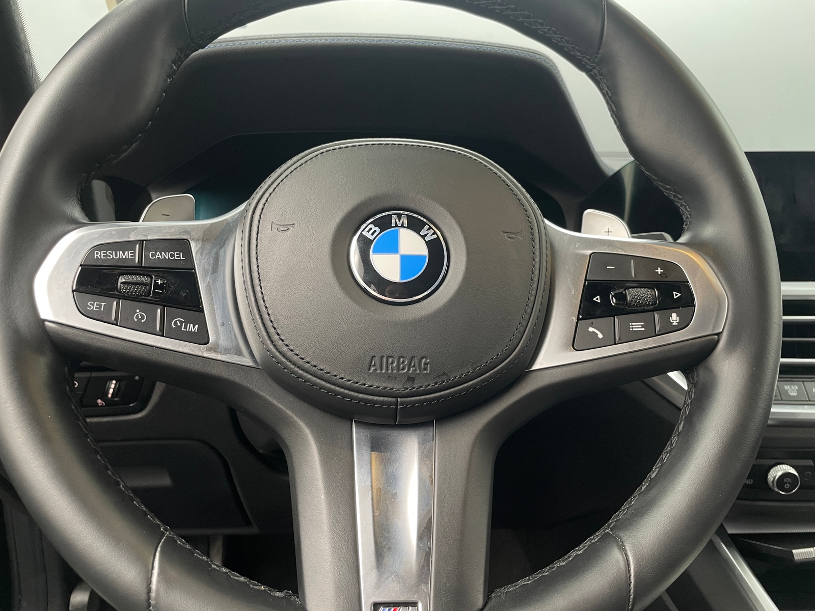 Thumbnail: 2021 BMW 3 Series - 4