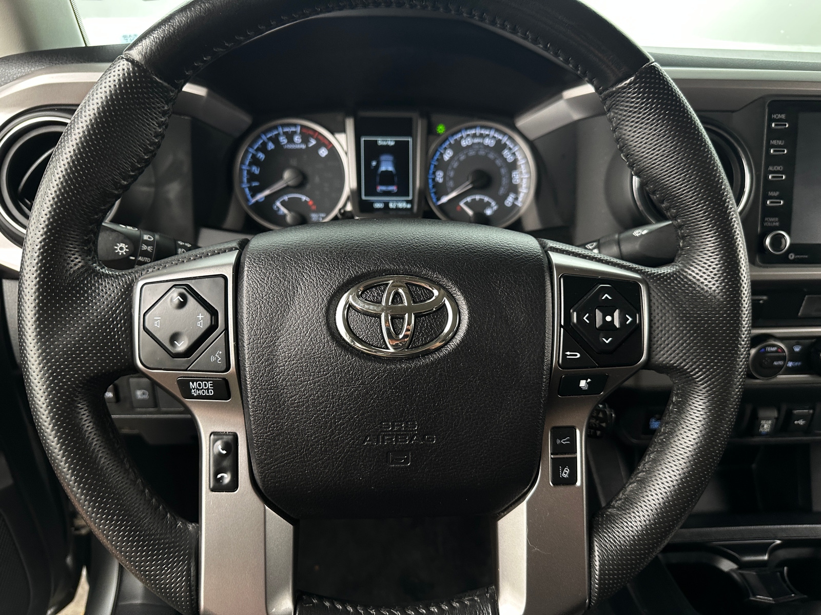Thumbnail: 2022 Toyota Tacoma - 5
