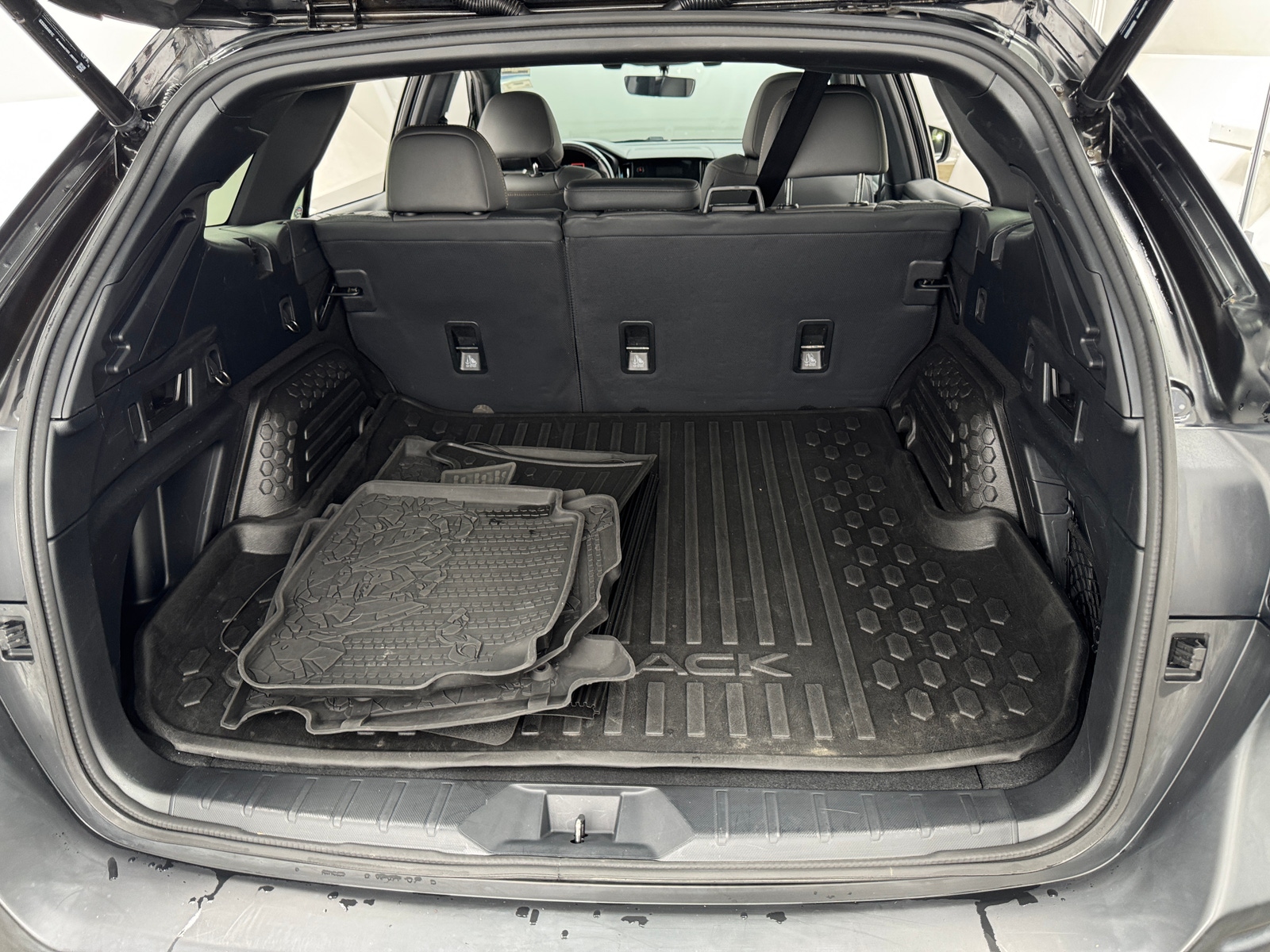 Thumbnail: 2022 Subaru Outback - 7