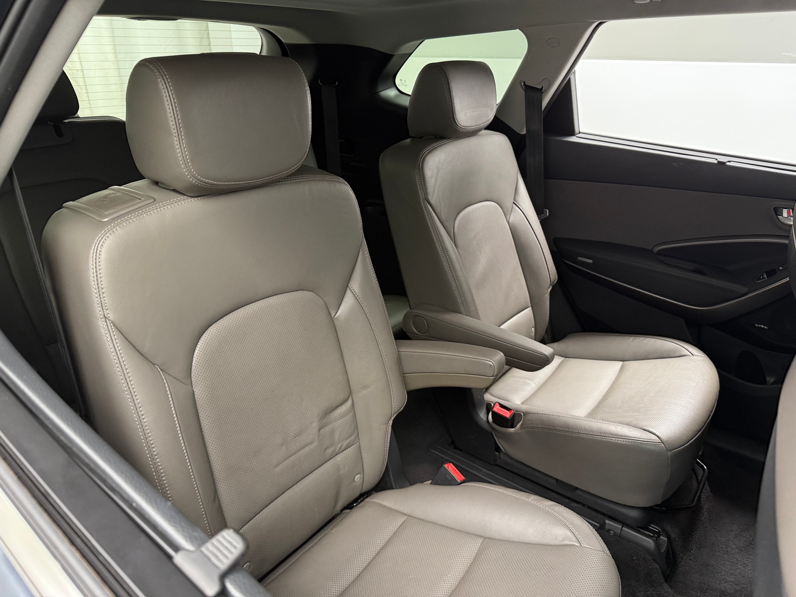 Thumbnail: 2019 Hyundai Santa Fe - 5