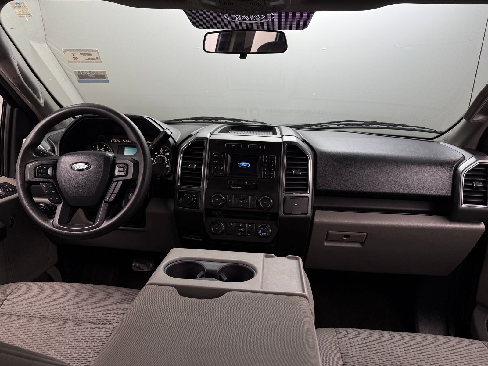 Thumbnail: 2018 Ford Econoline - 3