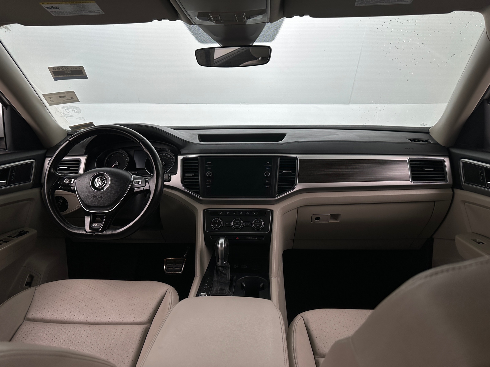 Thumbnail: 2018 Volkswagen Atlas - 2