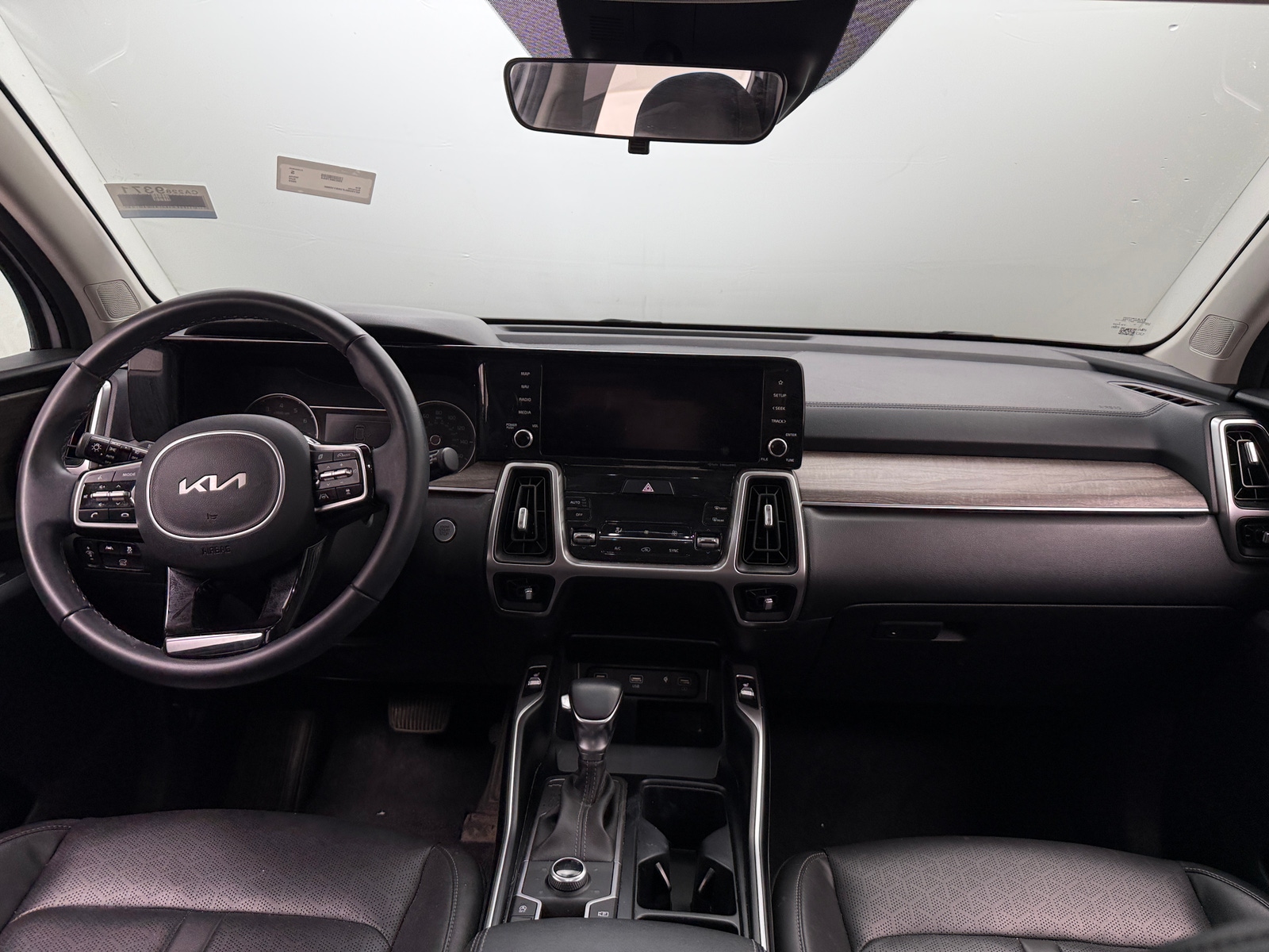 Thumbnail: 2022 Kia Sorento - 2