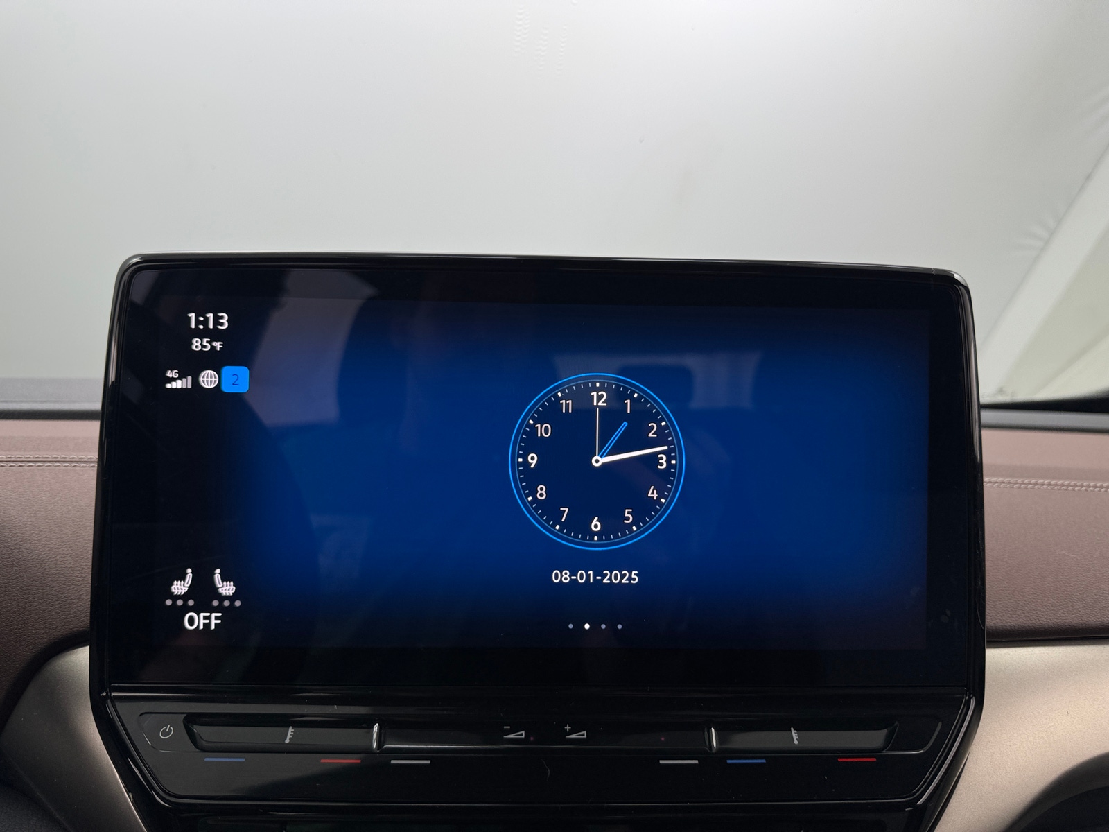 Thumbnail: 2023 Volkswagen ID.4 - 3