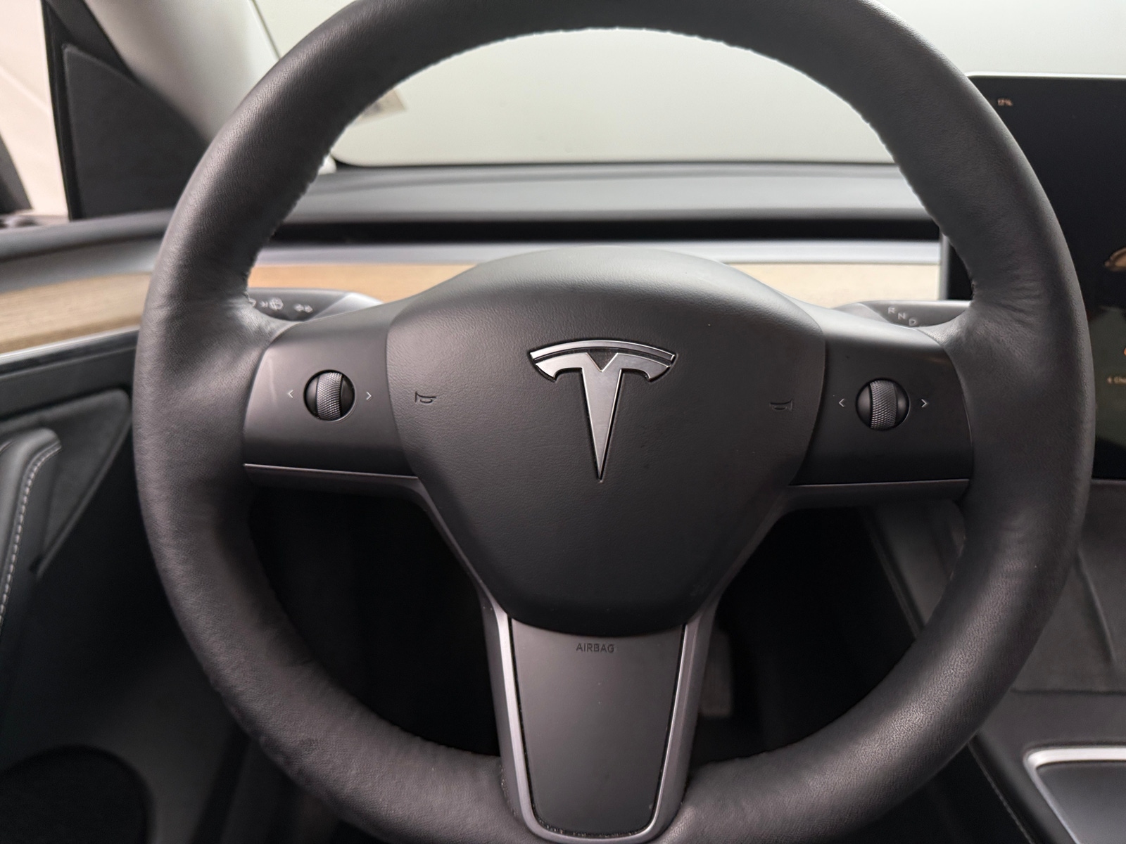 Thumbnail: 2022 Tesla Model Y - 4